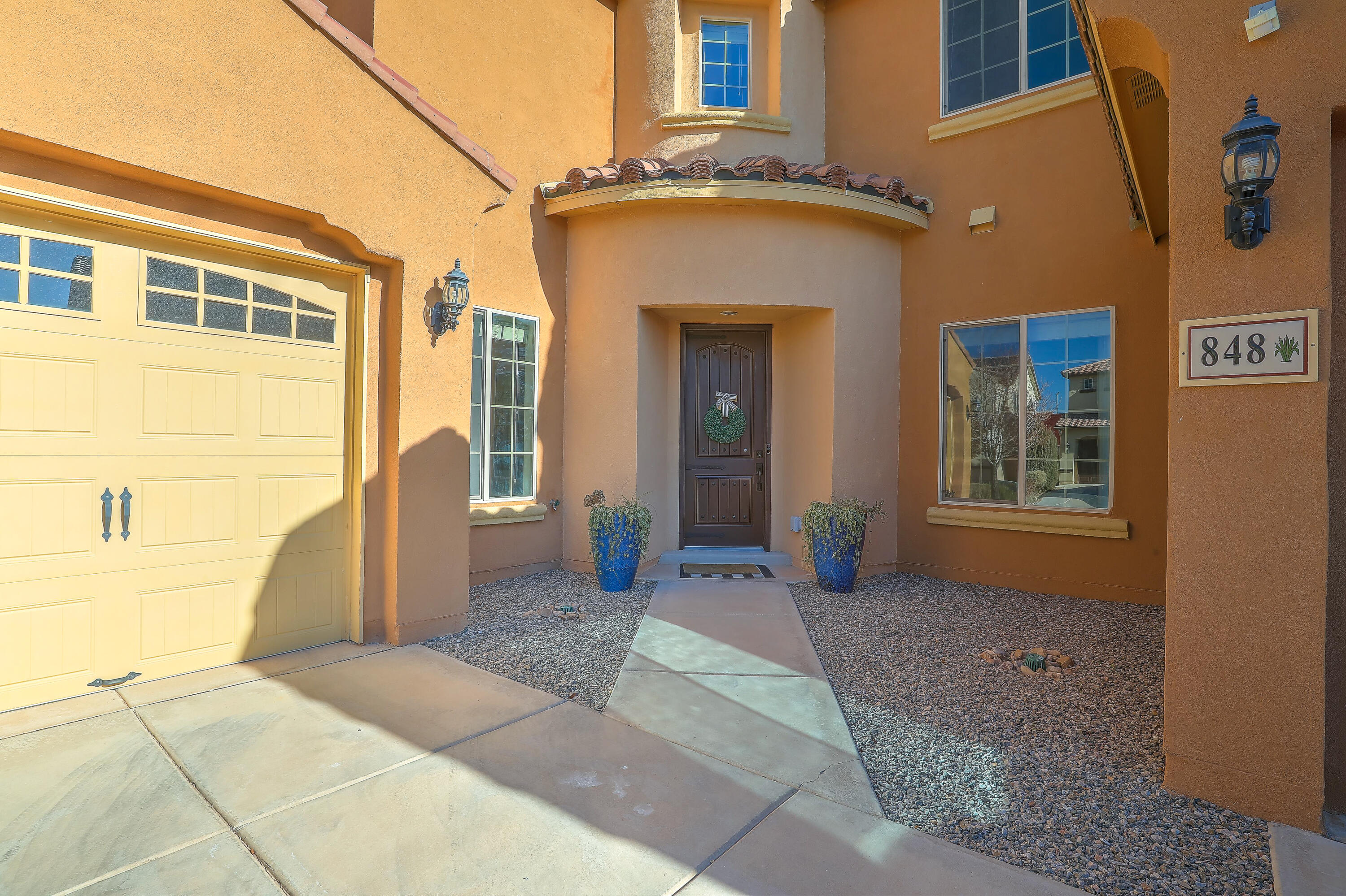 848 MESA ROJA Trail NE