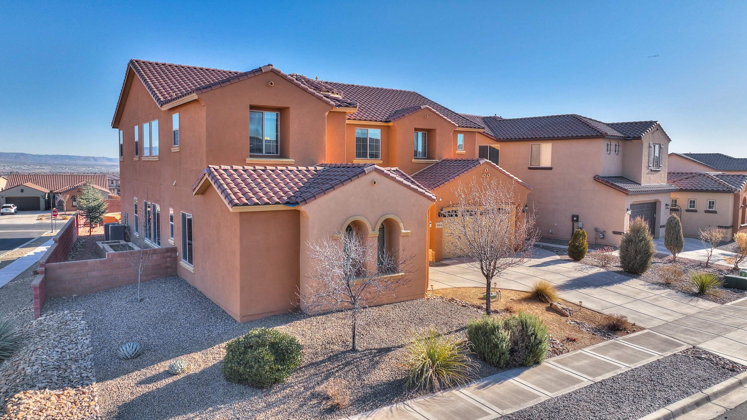 848 MESA ROJA Trail NE