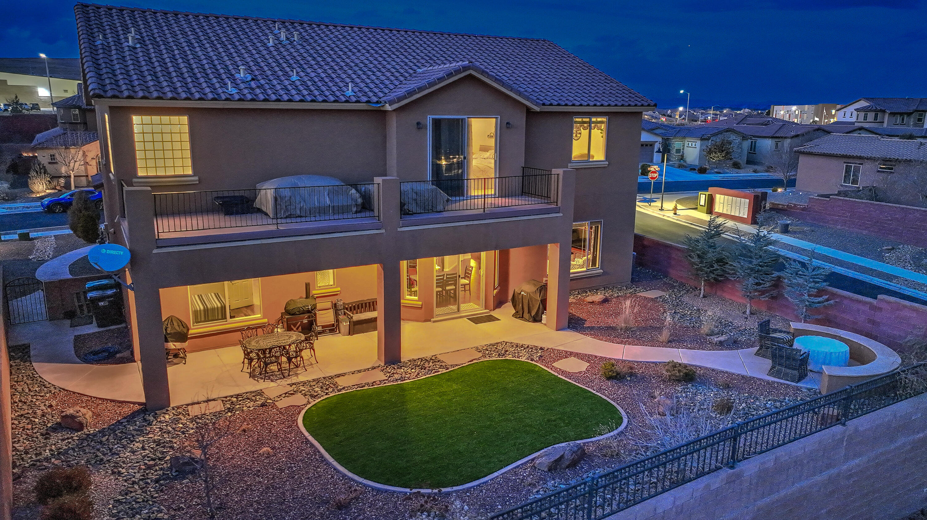 848 MESA ROJA Trail NE