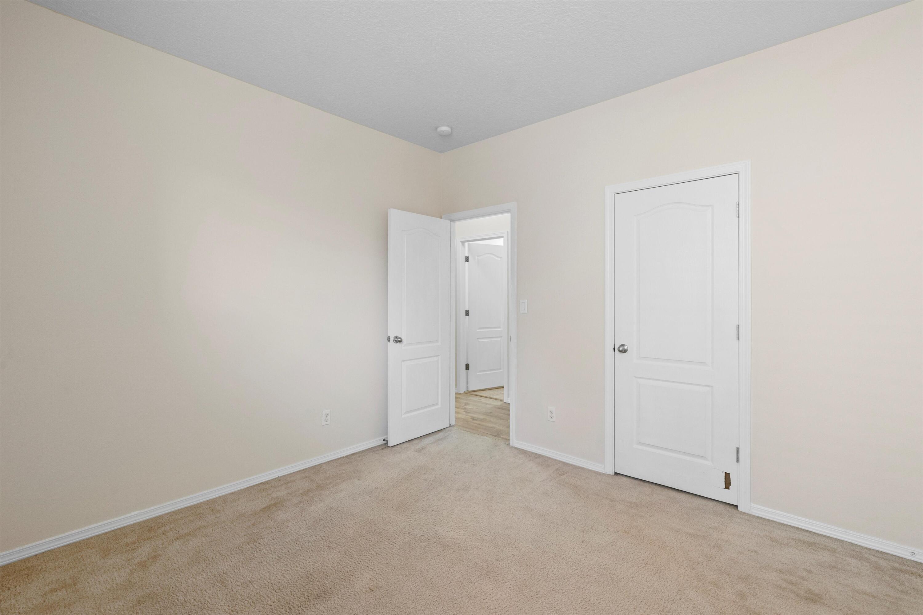 3610 BUCKSKIN Loop NE