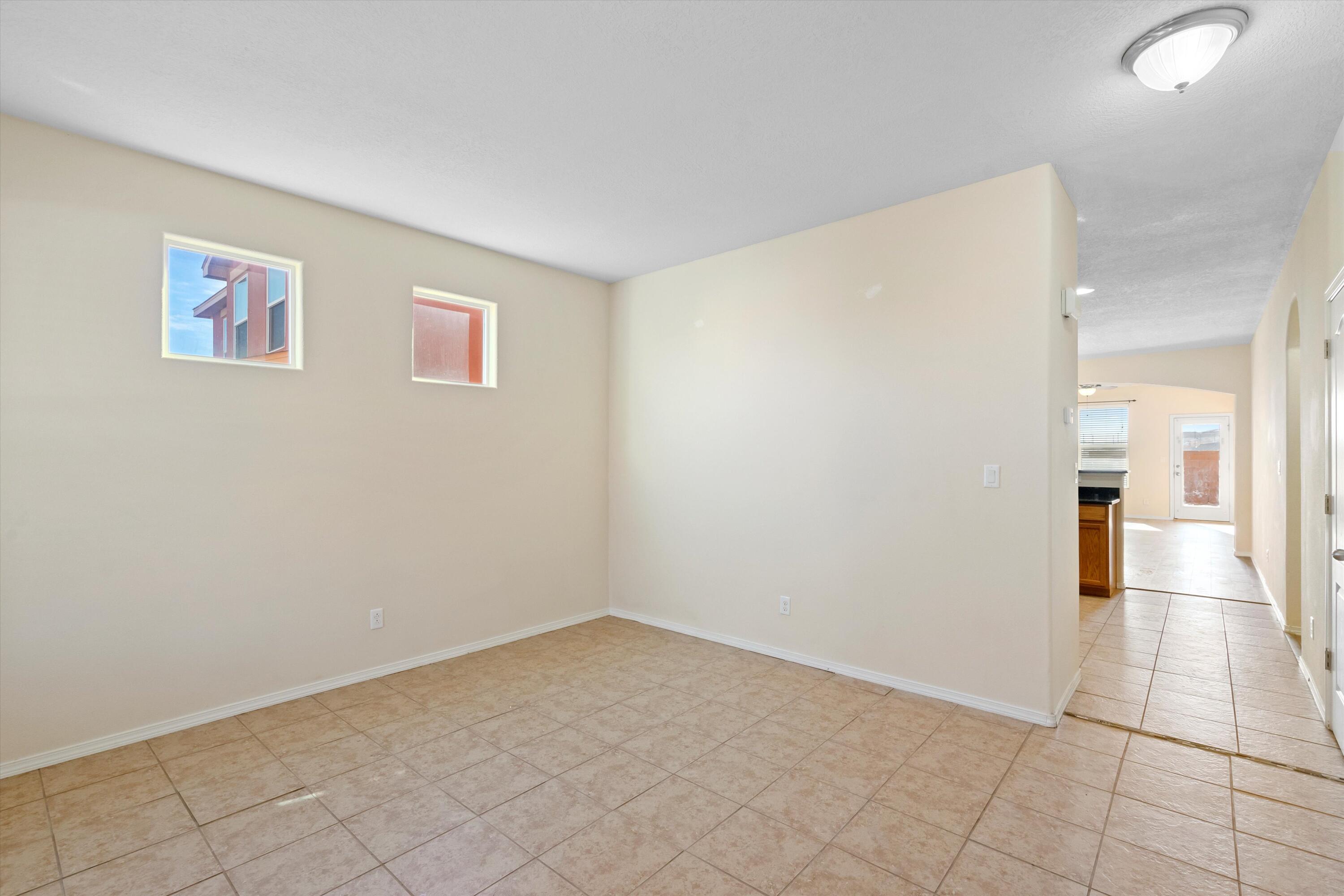 3610 BUCKSKIN Loop NE