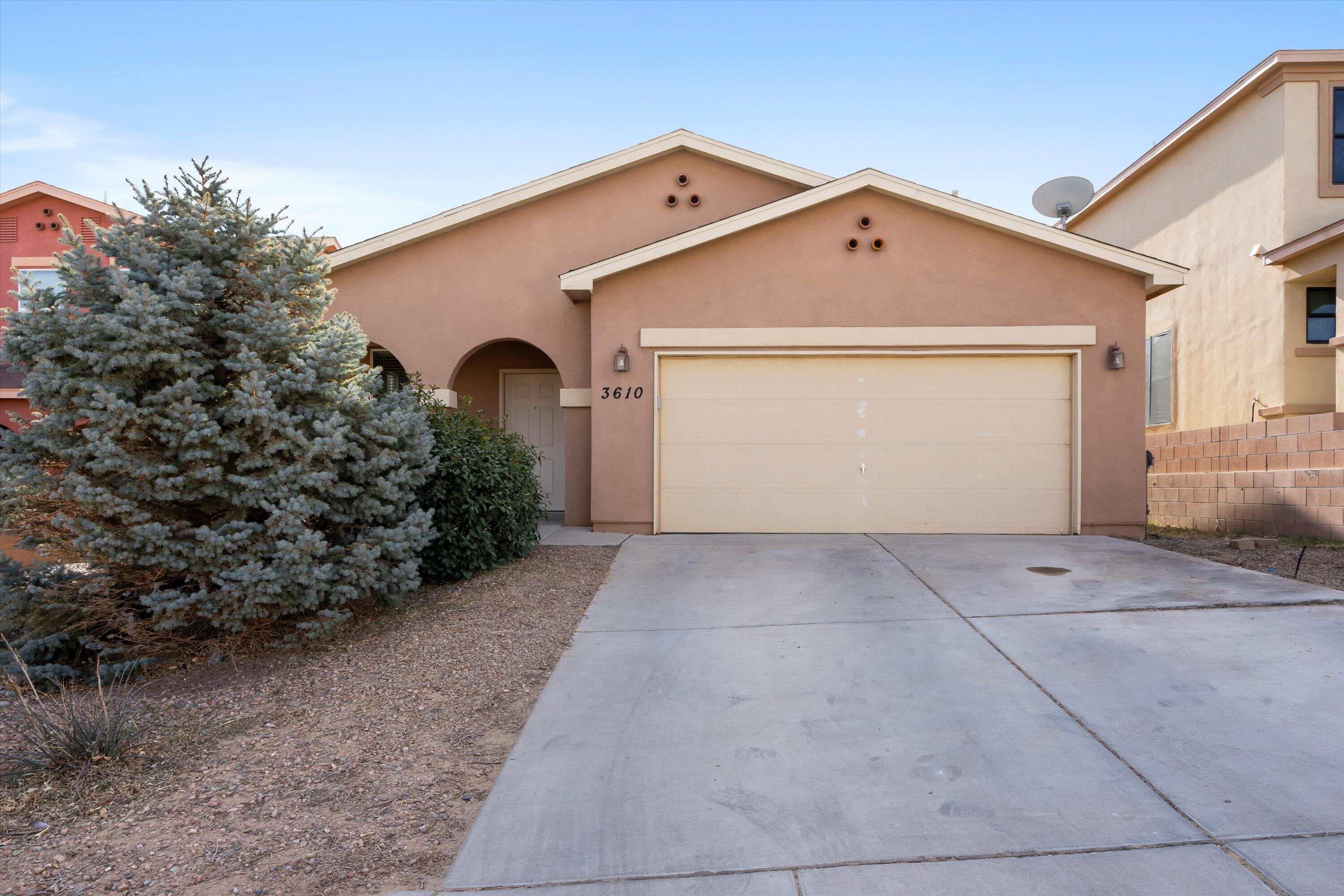 3610 BUCKSKIN Loop NE