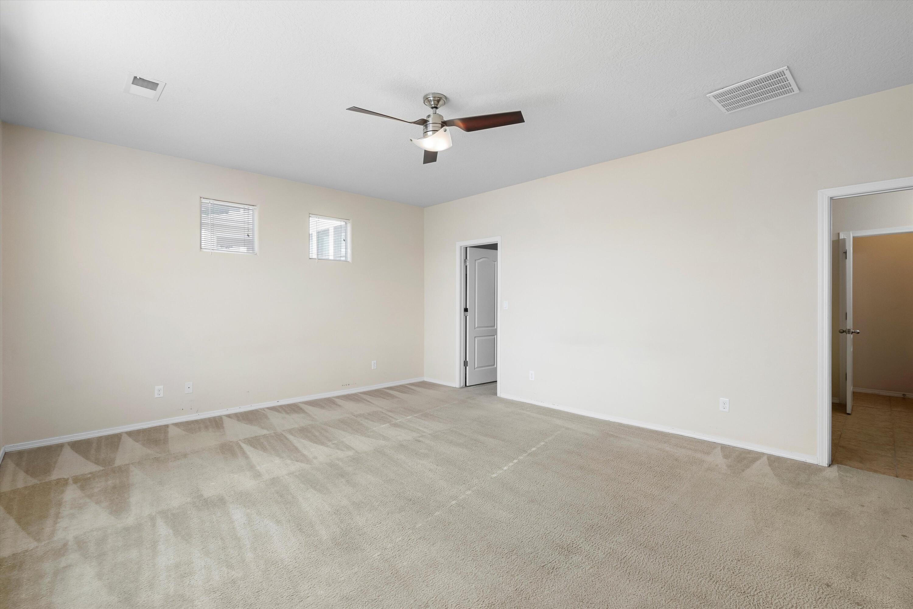 3610 BUCKSKIN Loop NE