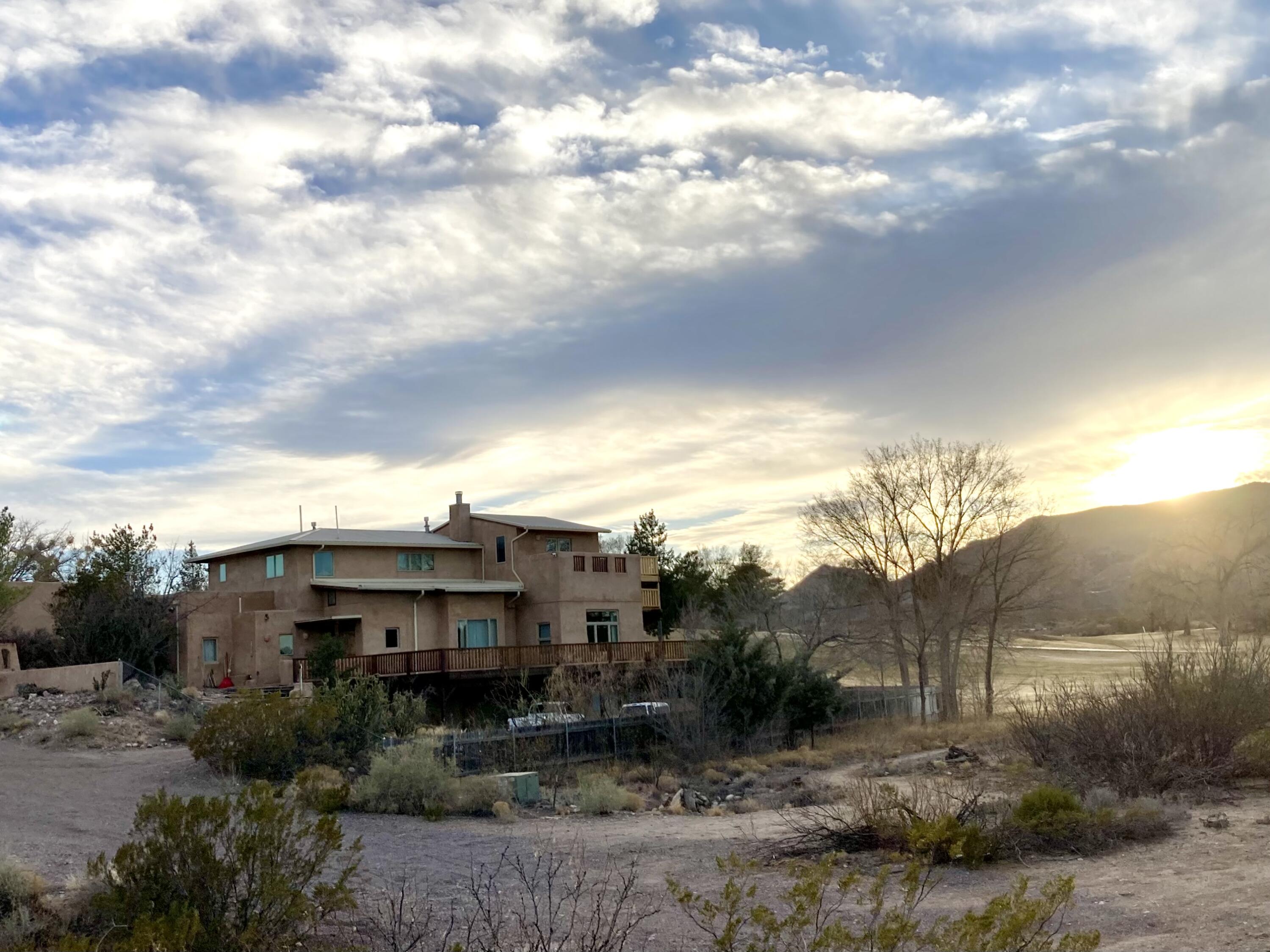 1307 Hilton Place