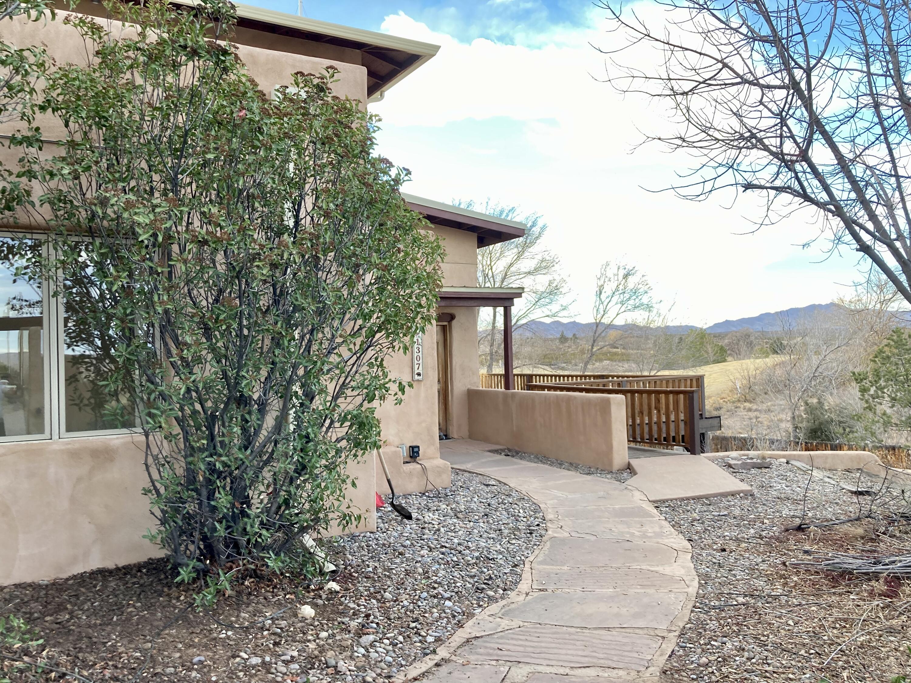 1307 Hilton Place