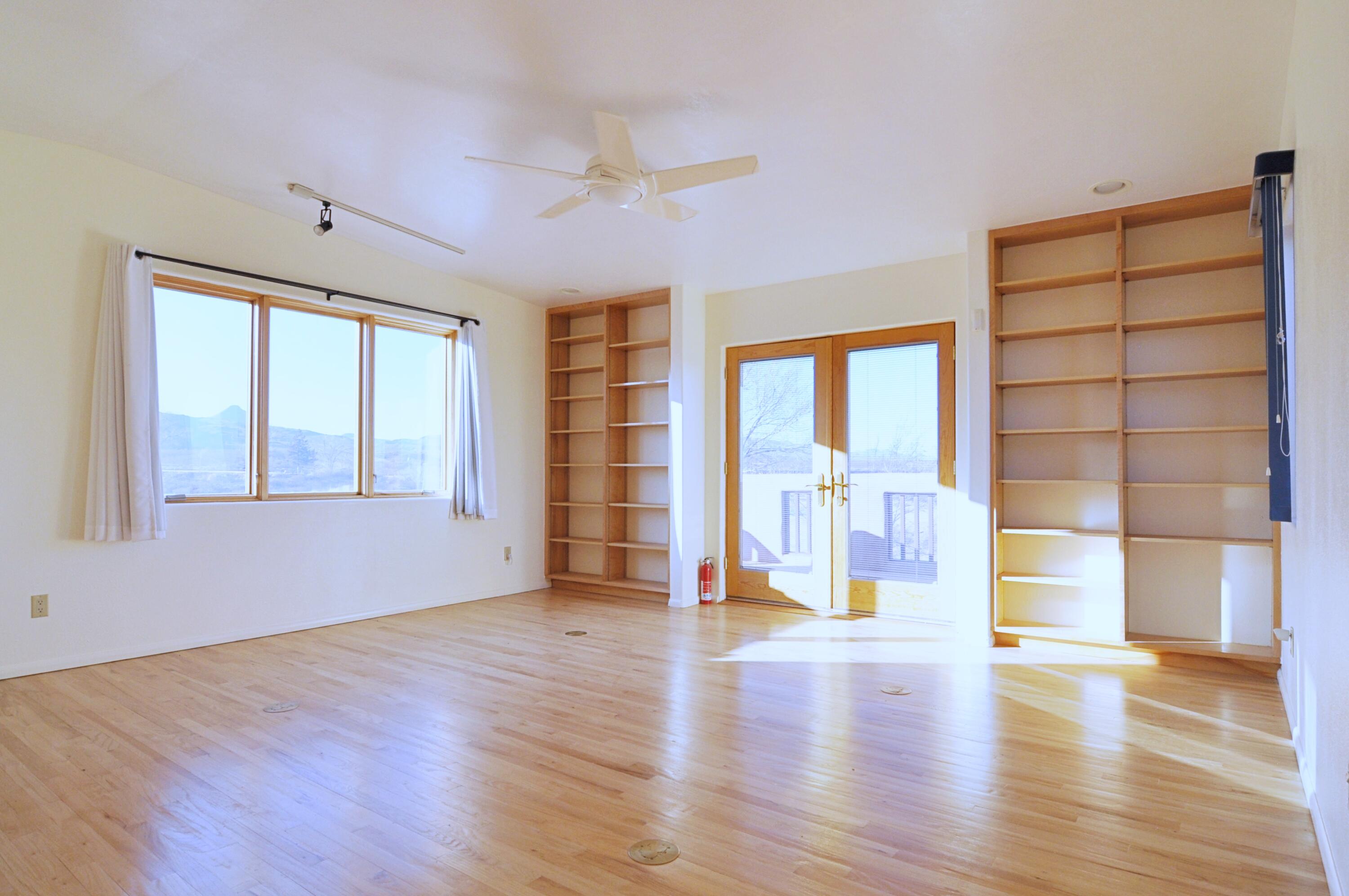 1307 Hilton Place
