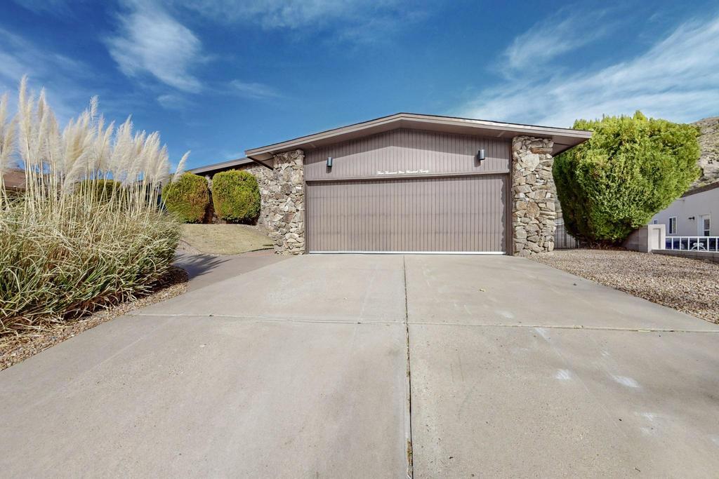 3920 CAMINO DE LA SIERRA NE