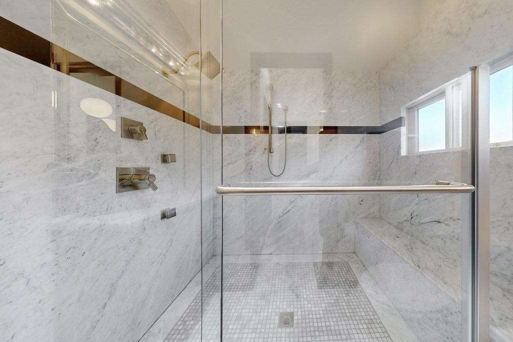 3920 CAMINO DE LA SIERRA NE