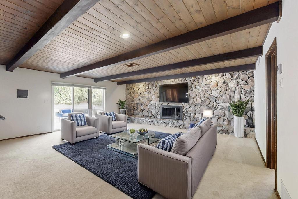 3920 CAMINO DE LA SIERRA NE