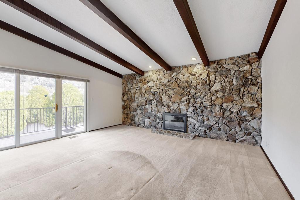 3920 CAMINO DE LA SIERRA NE