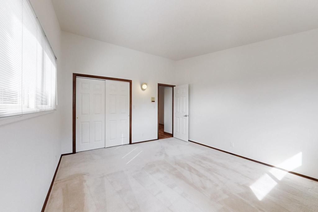 3920 CAMINO DE LA SIERRA NE