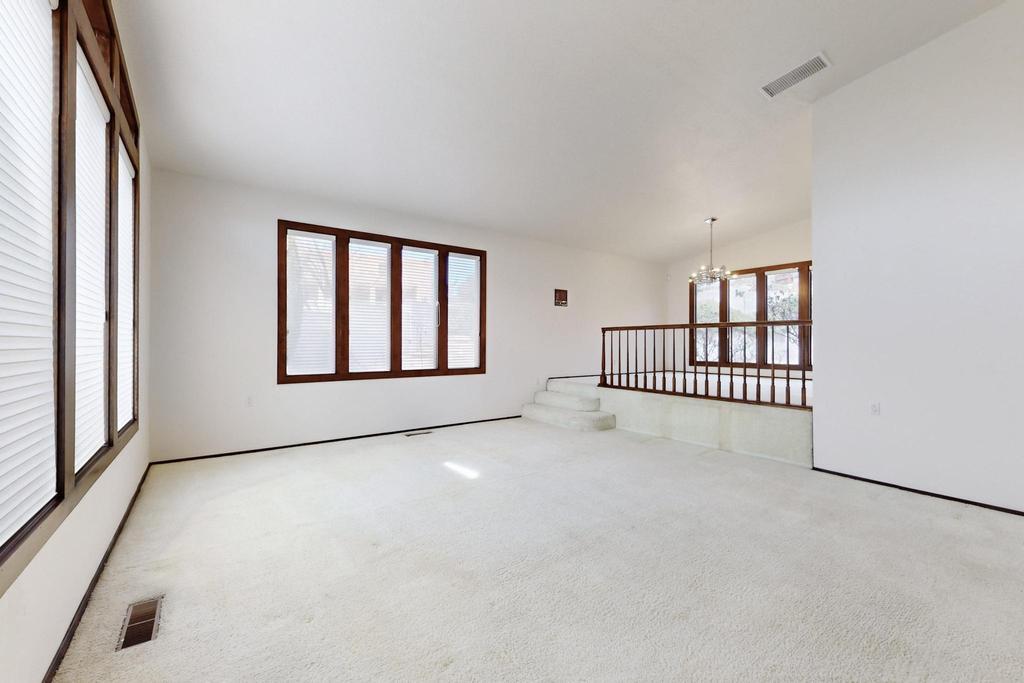 3920 CAMINO DE LA SIERRA NE