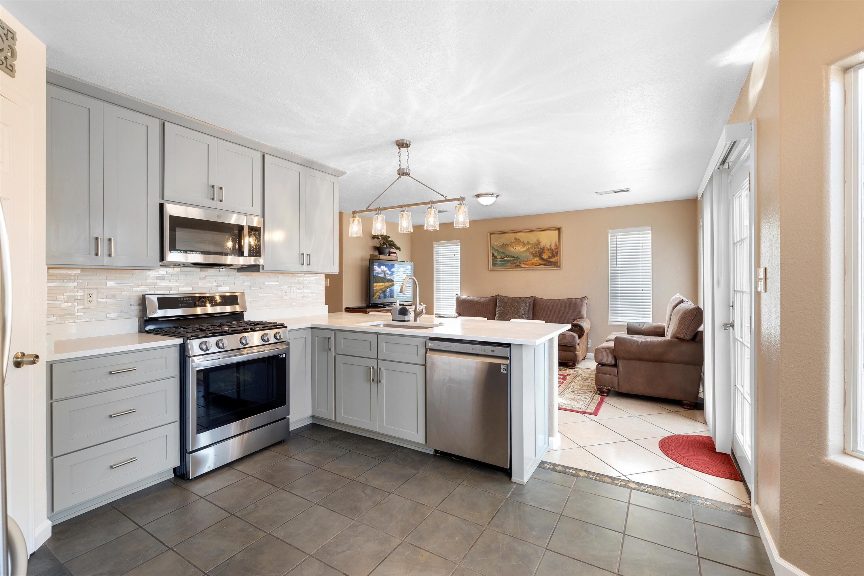 5801 DAY DREAMER Road NW