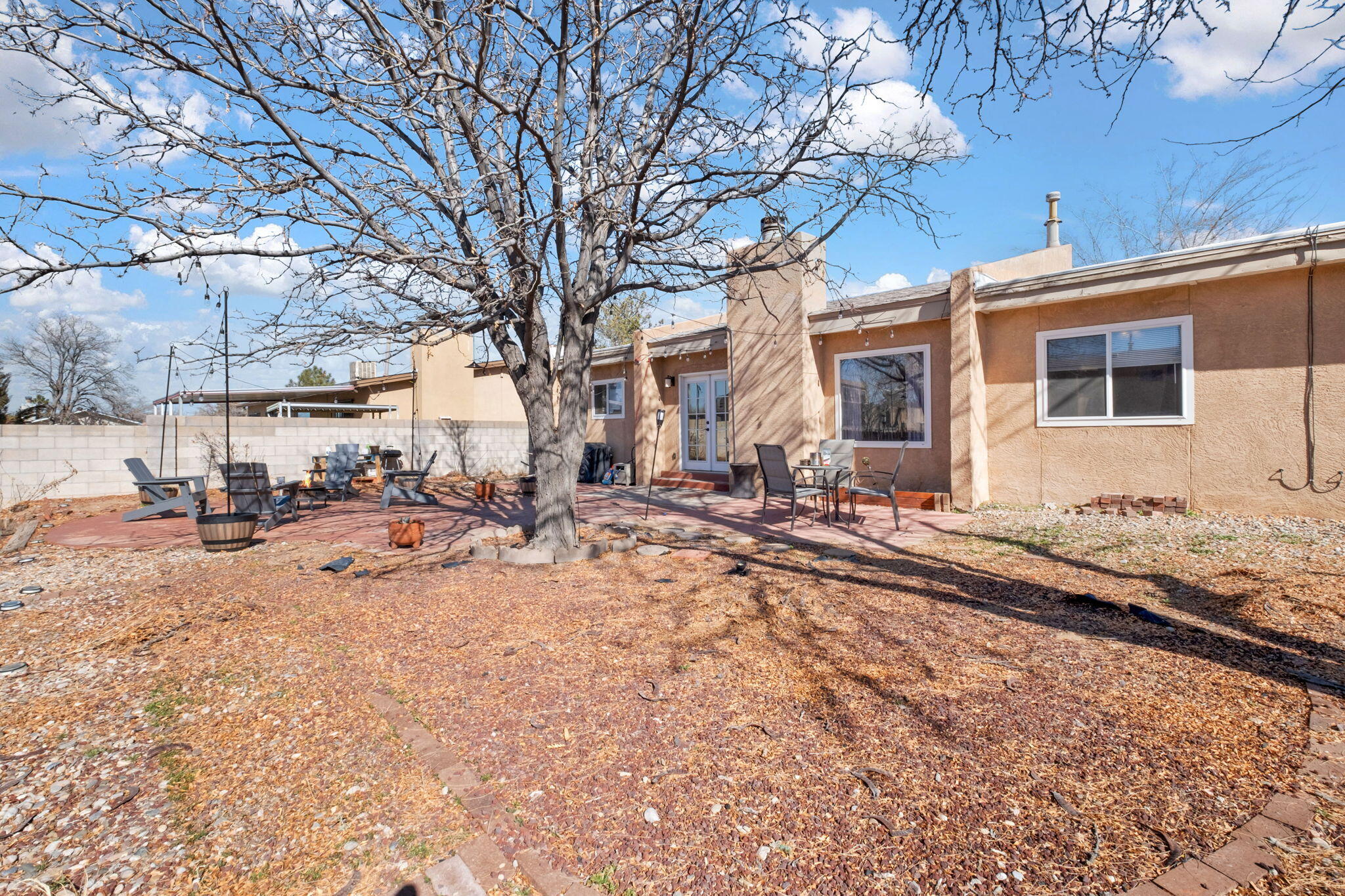 5137 CAMINO VISTA NW