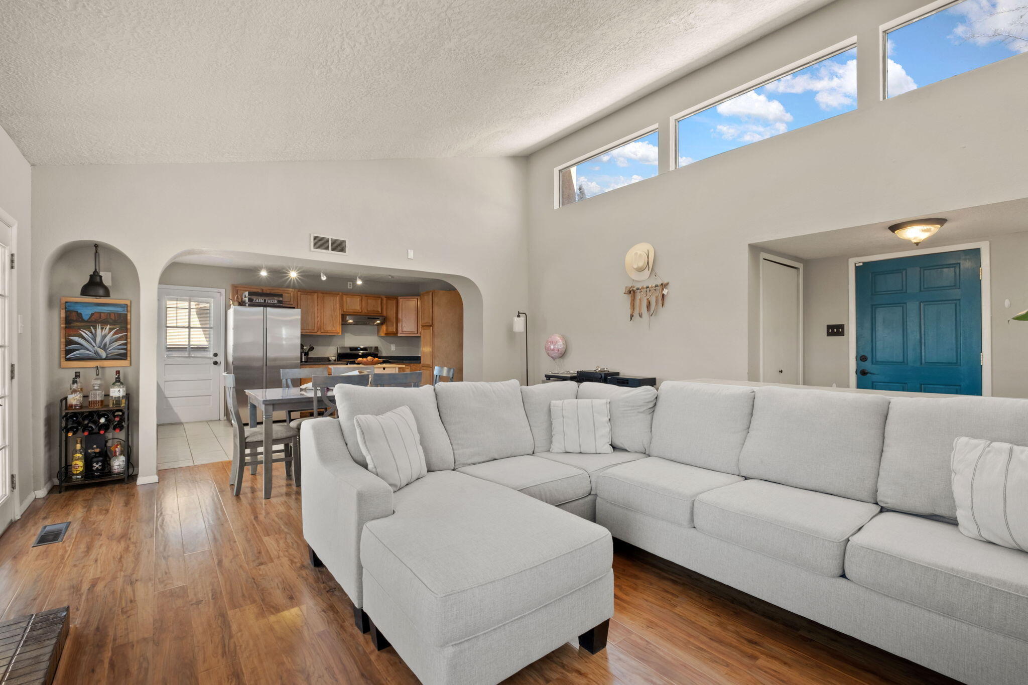 5137 CAMINO VISTA NW