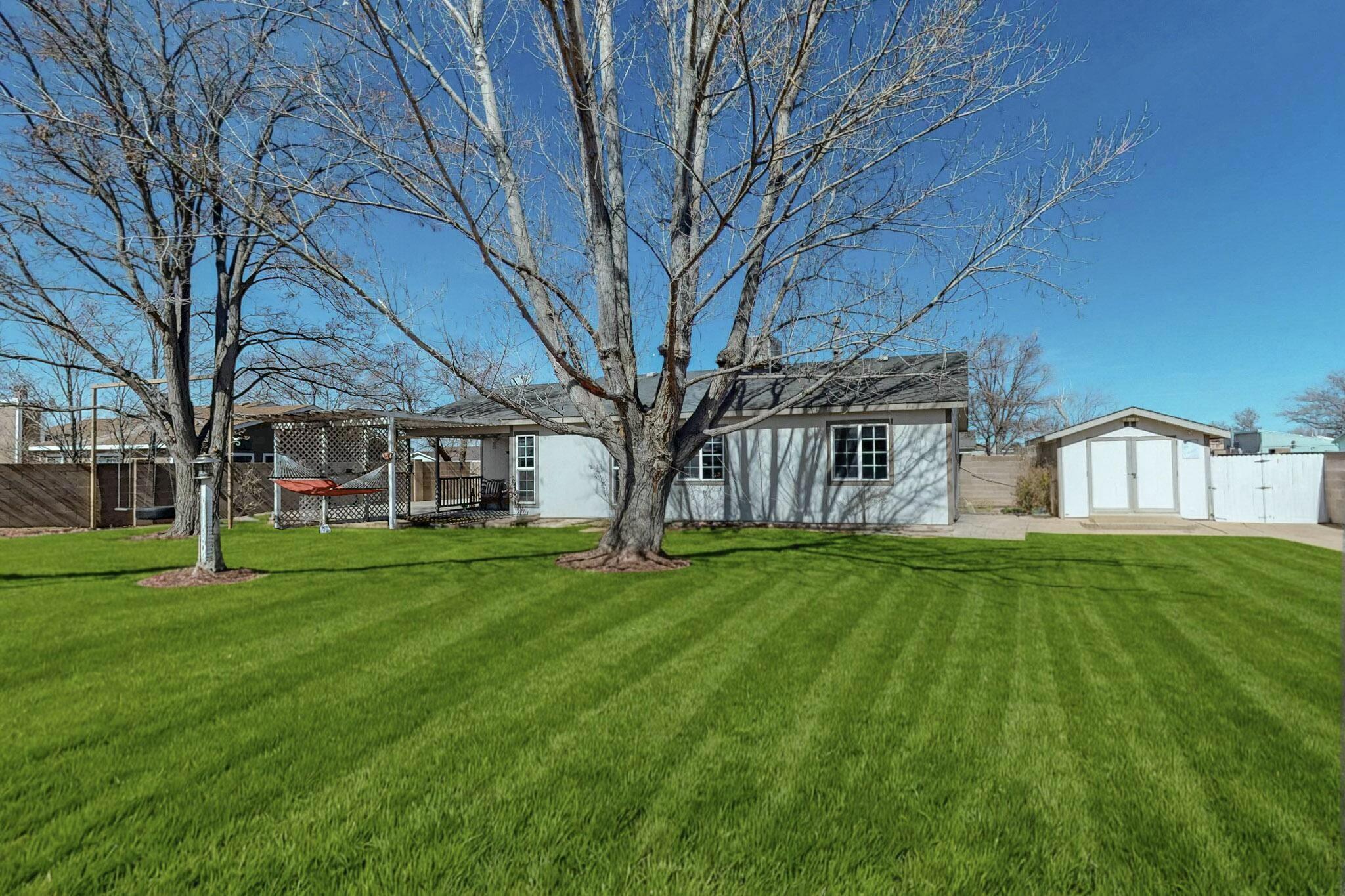 513 APACHE Loop SW