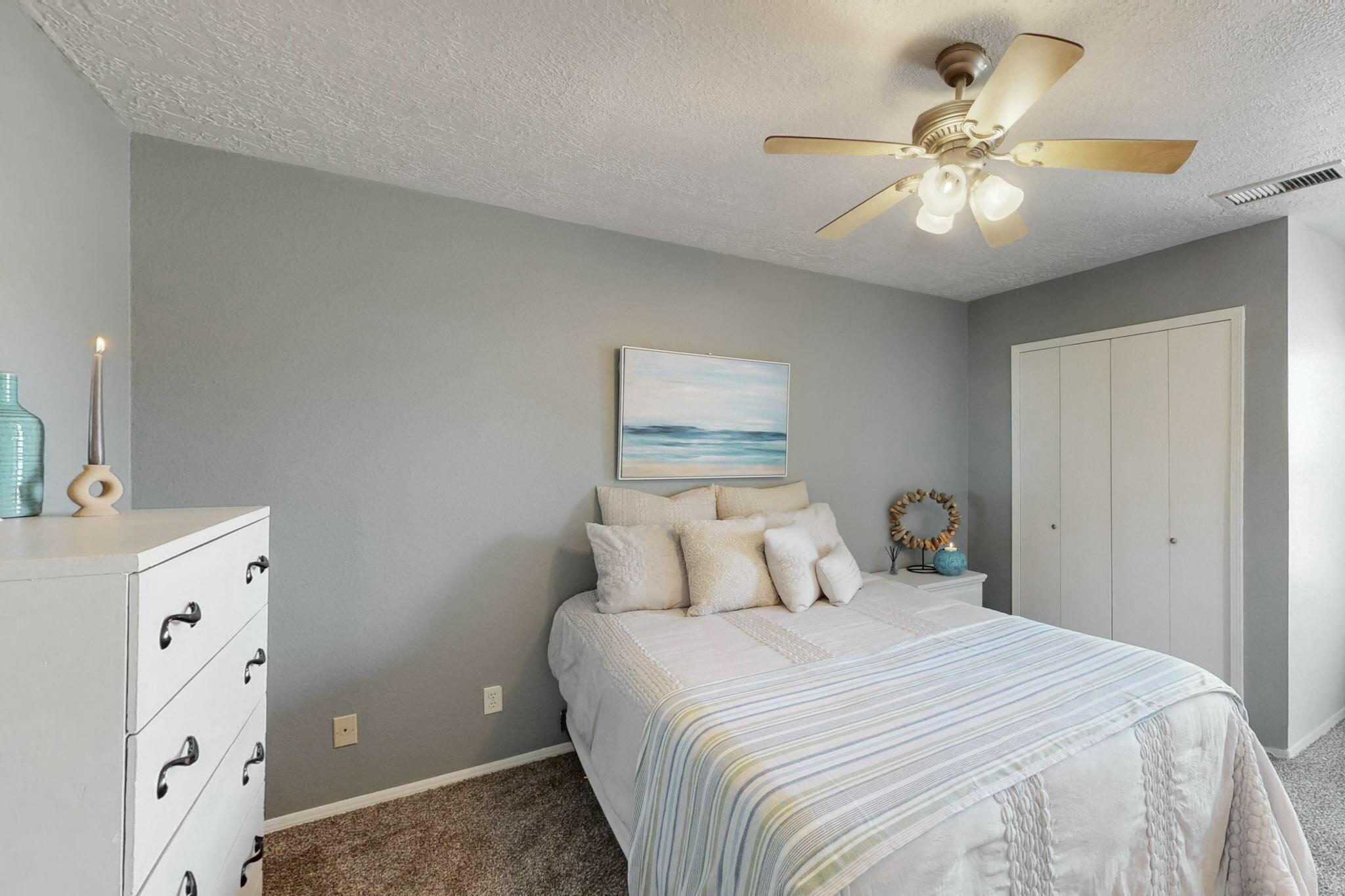 513 APACHE Loop SW