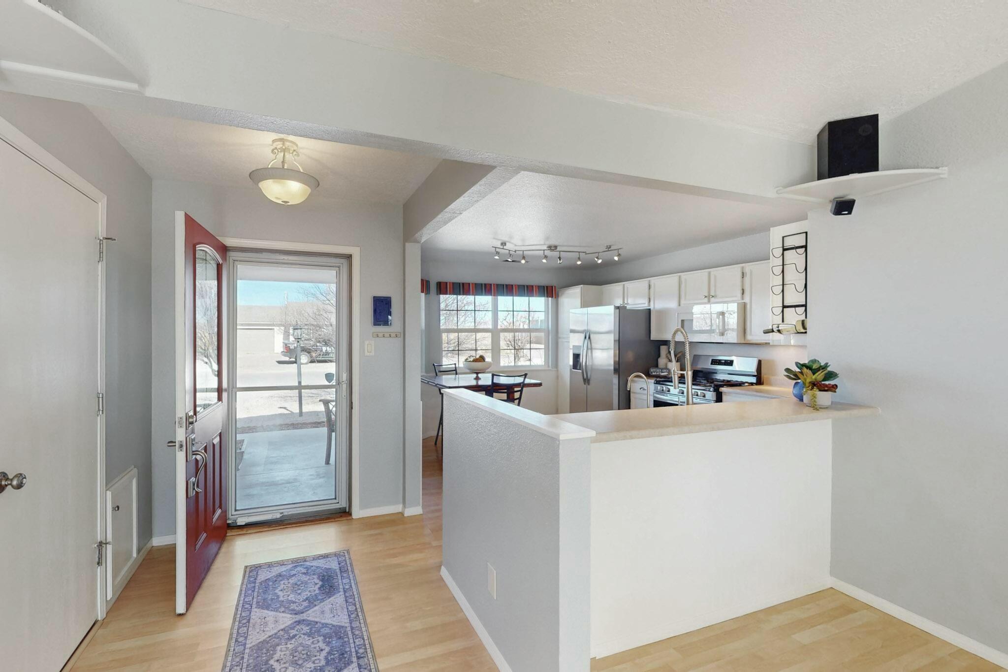 513 APACHE Loop SW