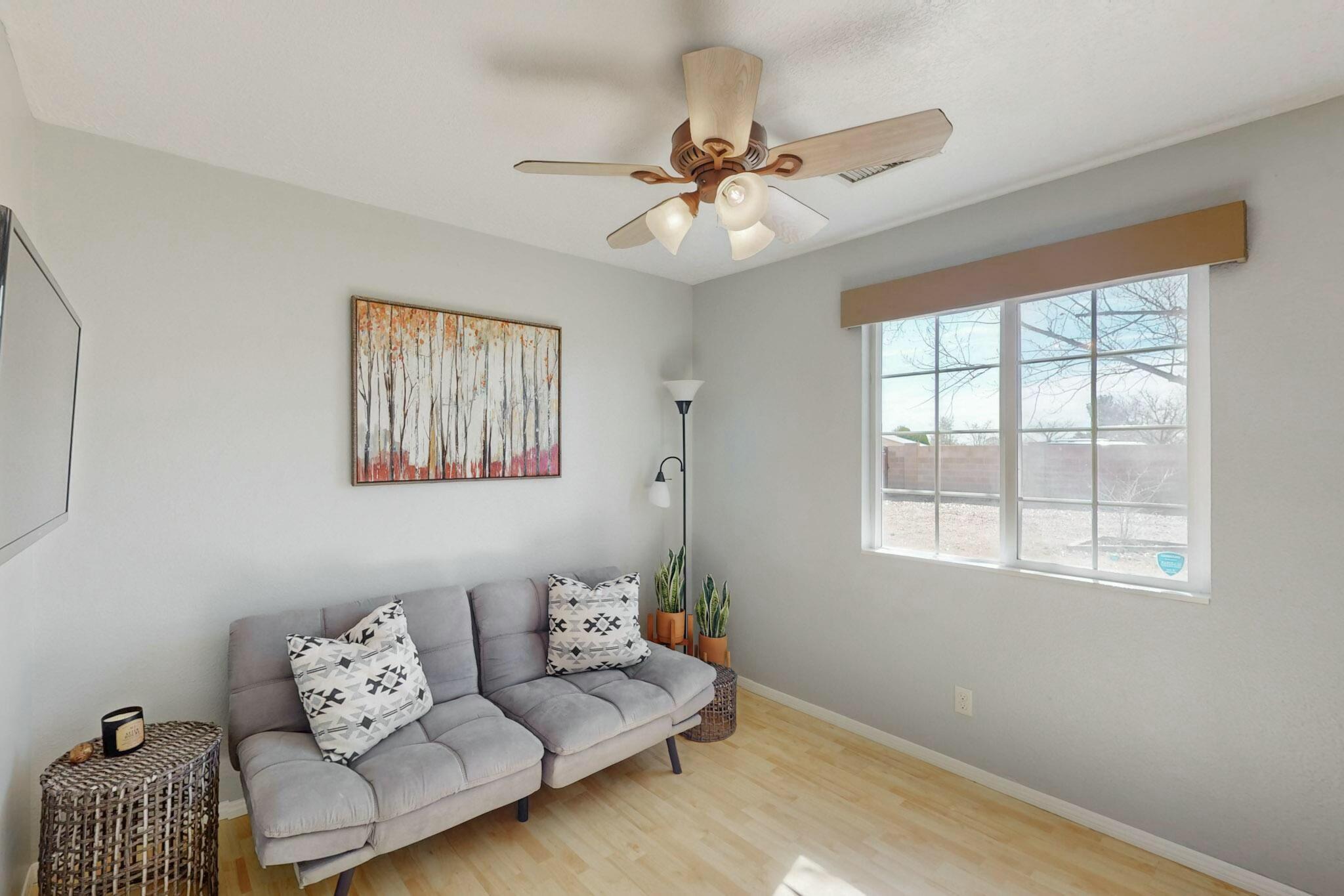 513 APACHE Loop SW