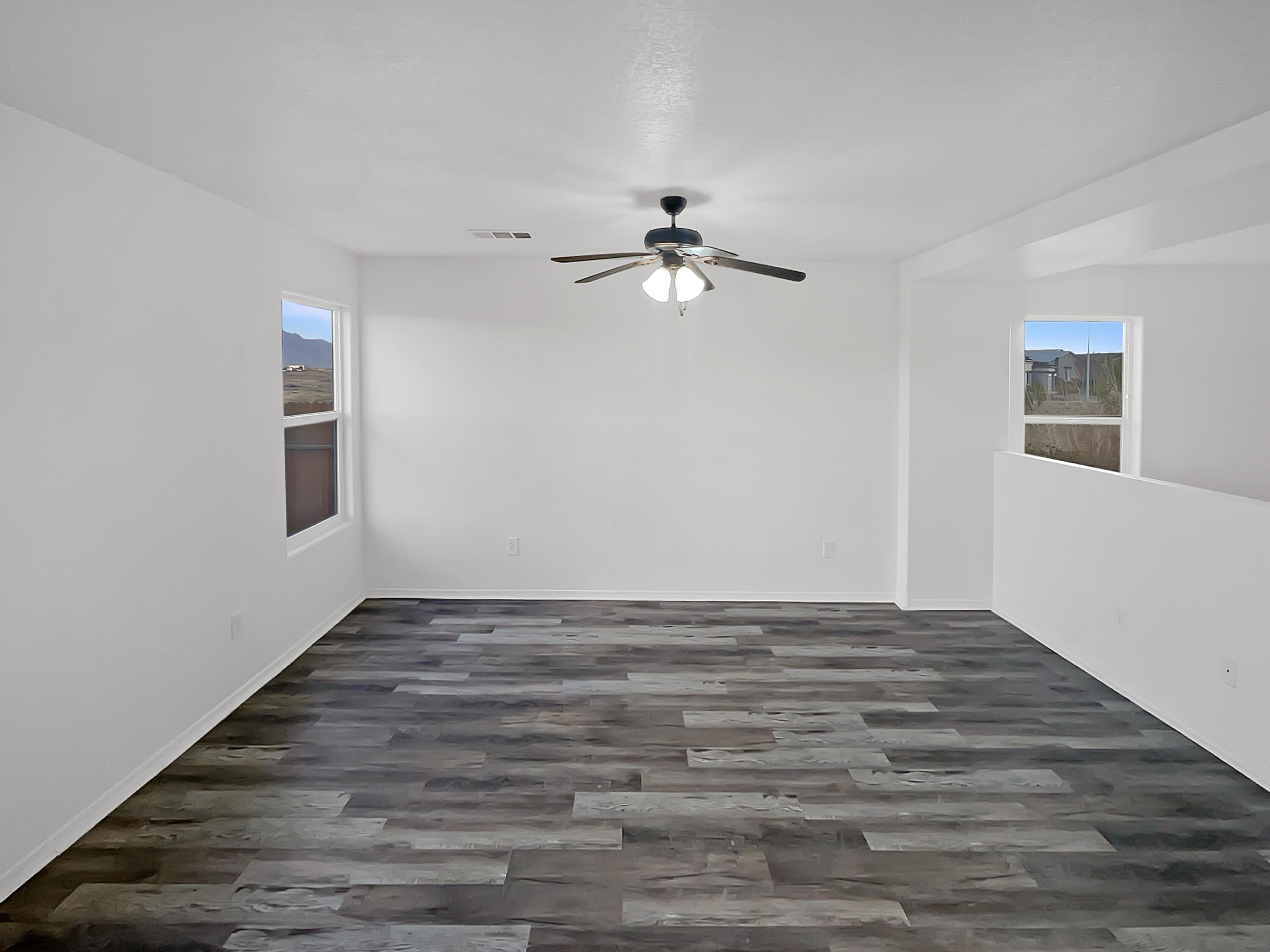 2105 SAGECREST Loop NE