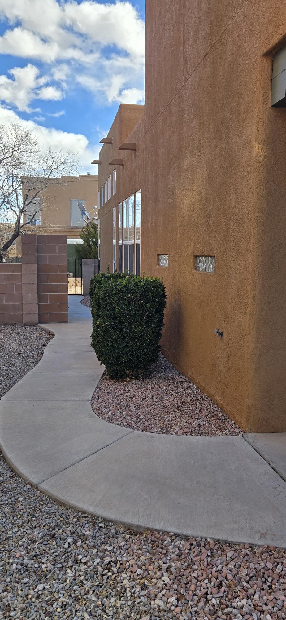 54 Prestwick Court