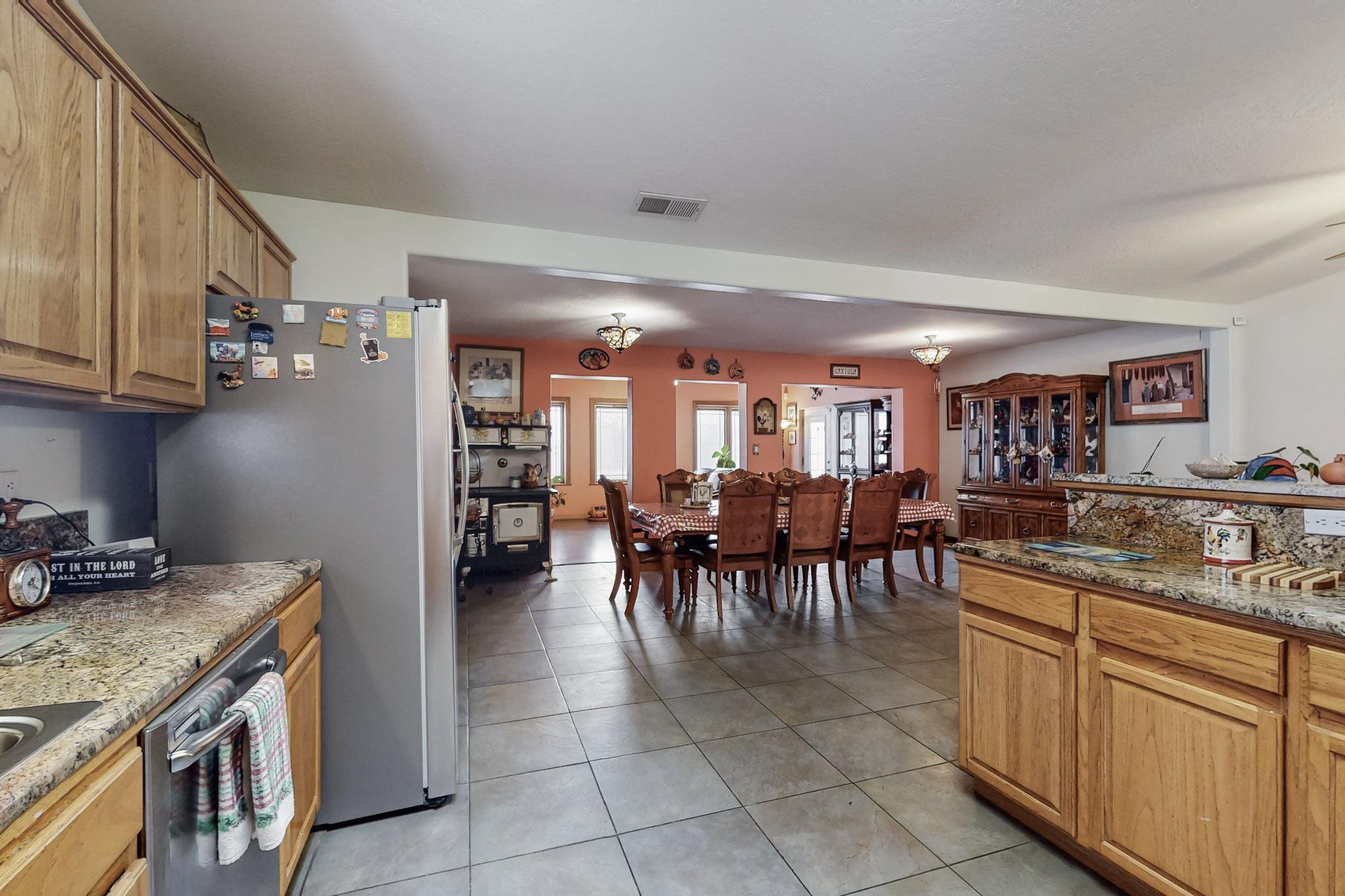 8304 CAMINO DEL VENADO NW