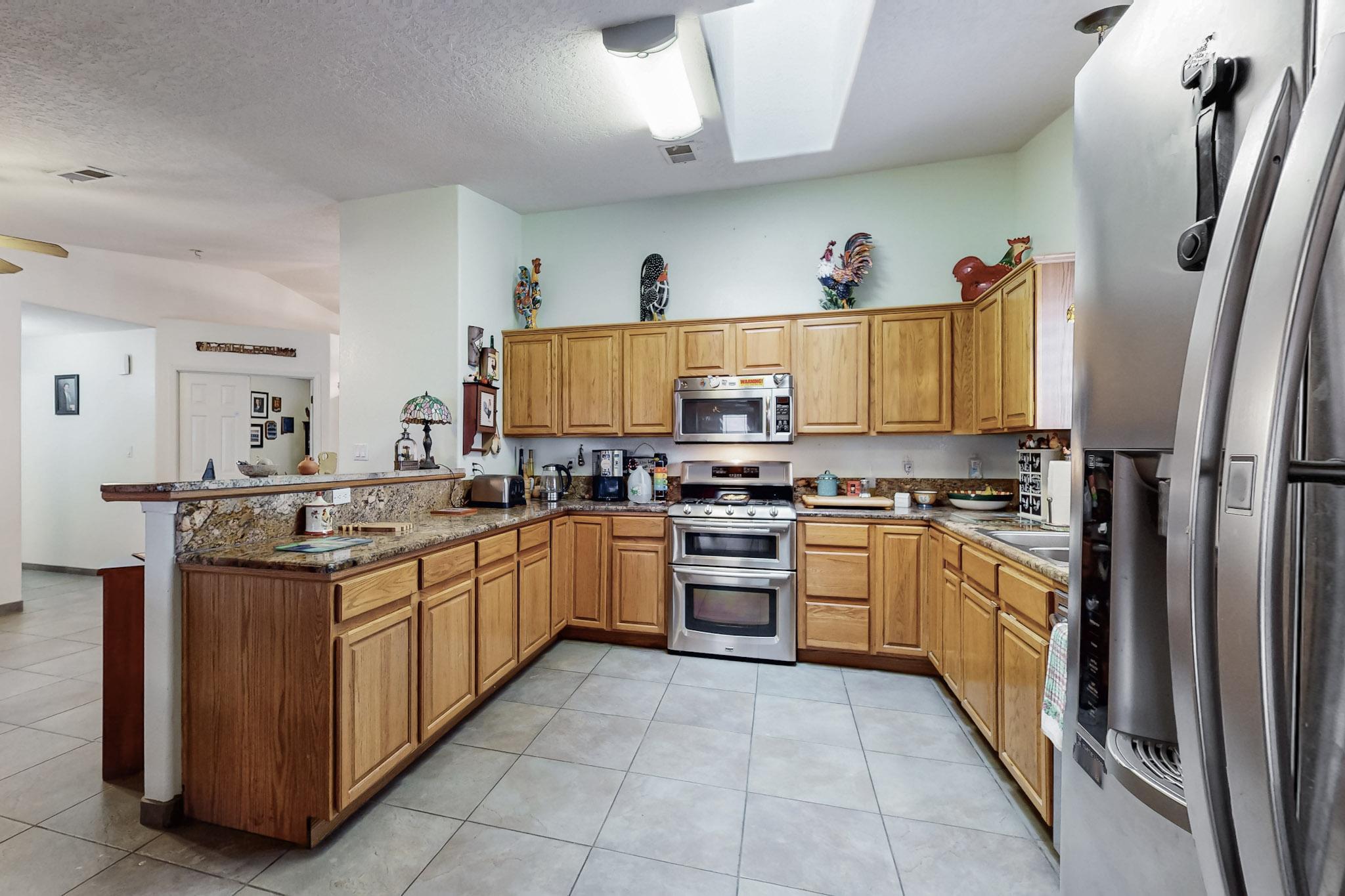 8304 CAMINO DEL VENADO NW