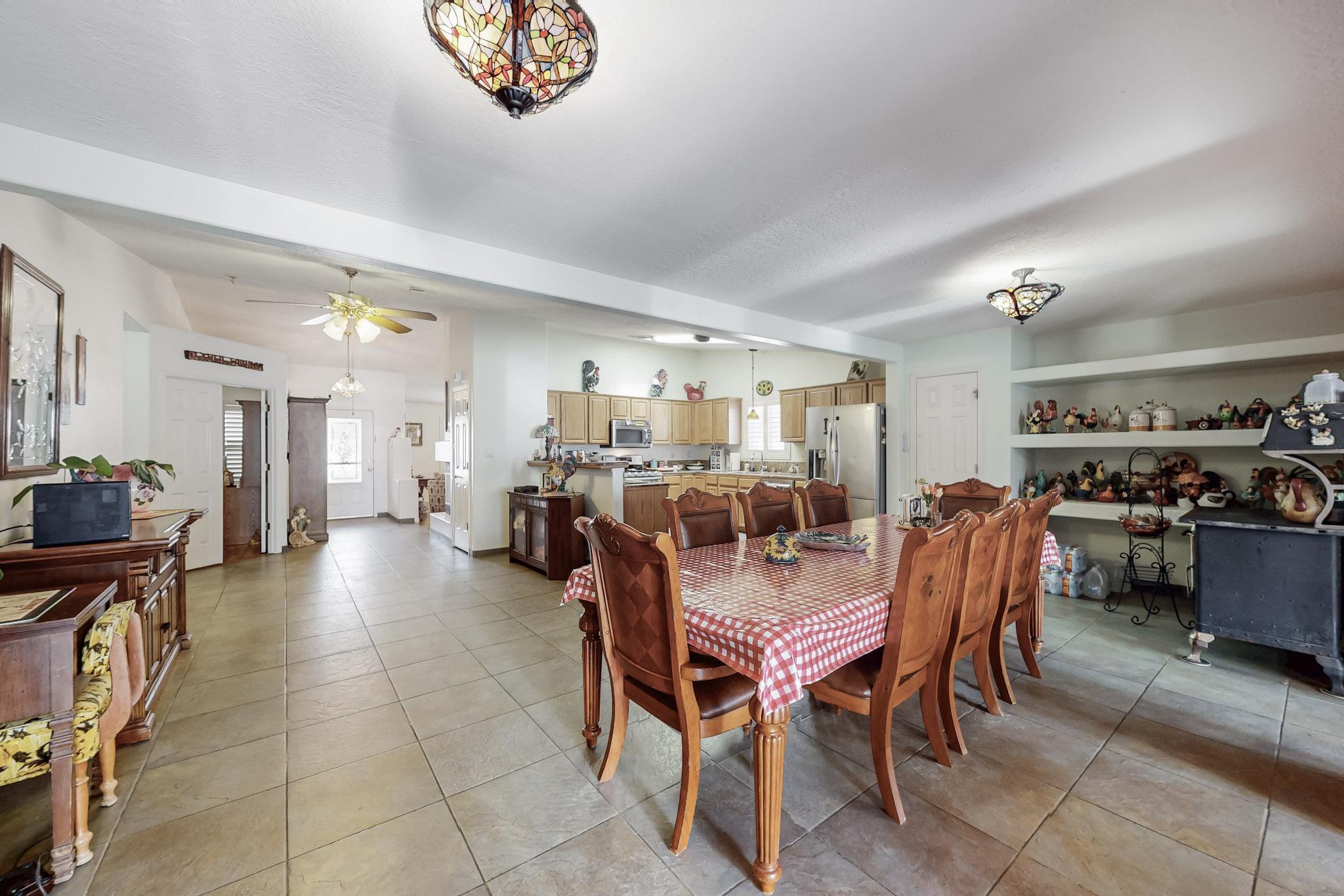 8304 CAMINO DEL VENADO NW