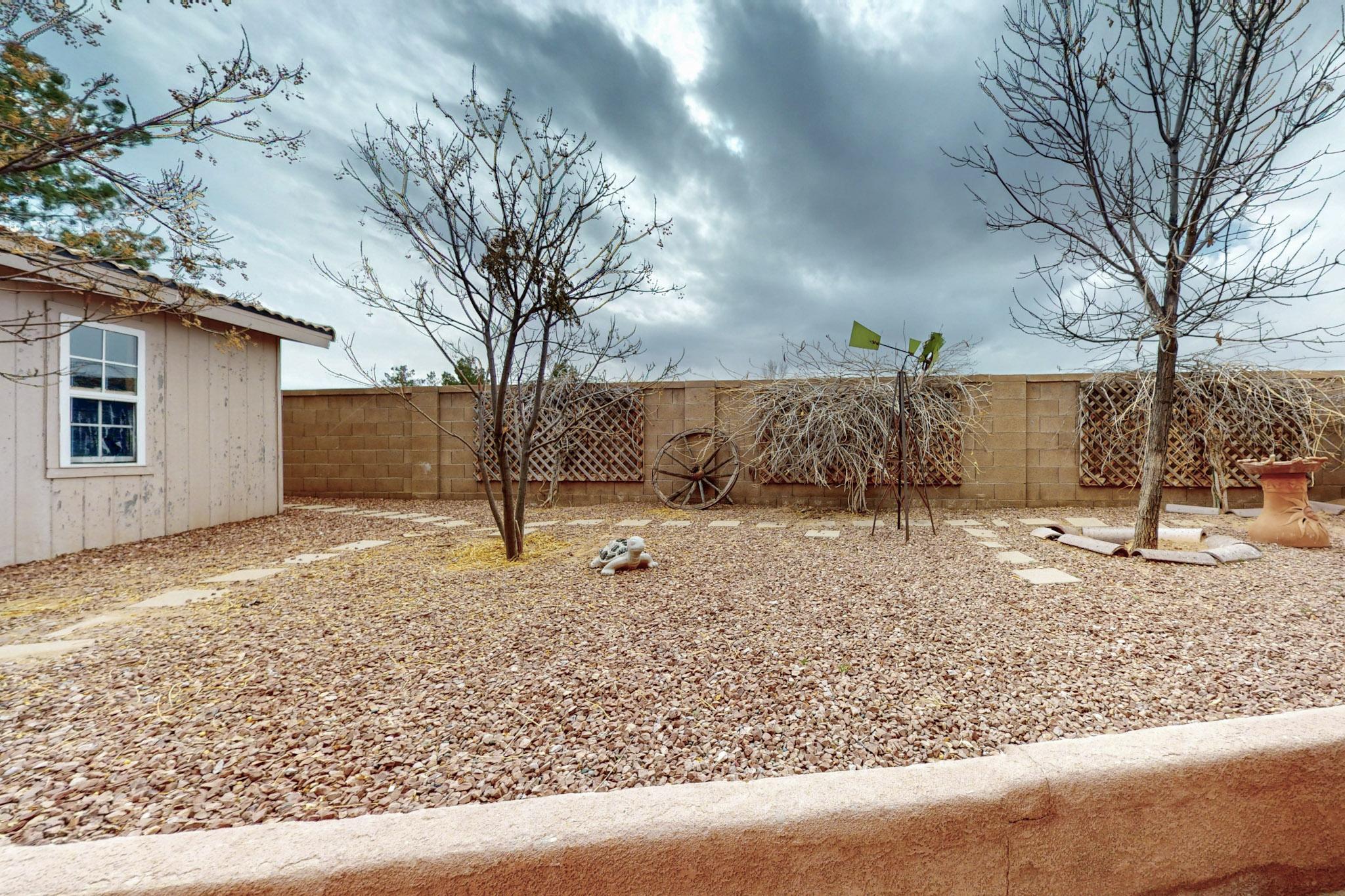 8304 CAMINO DEL VENADO NW