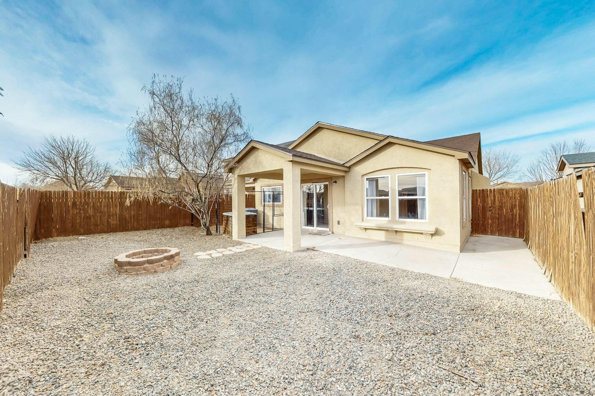 912 WATERFALL Drive