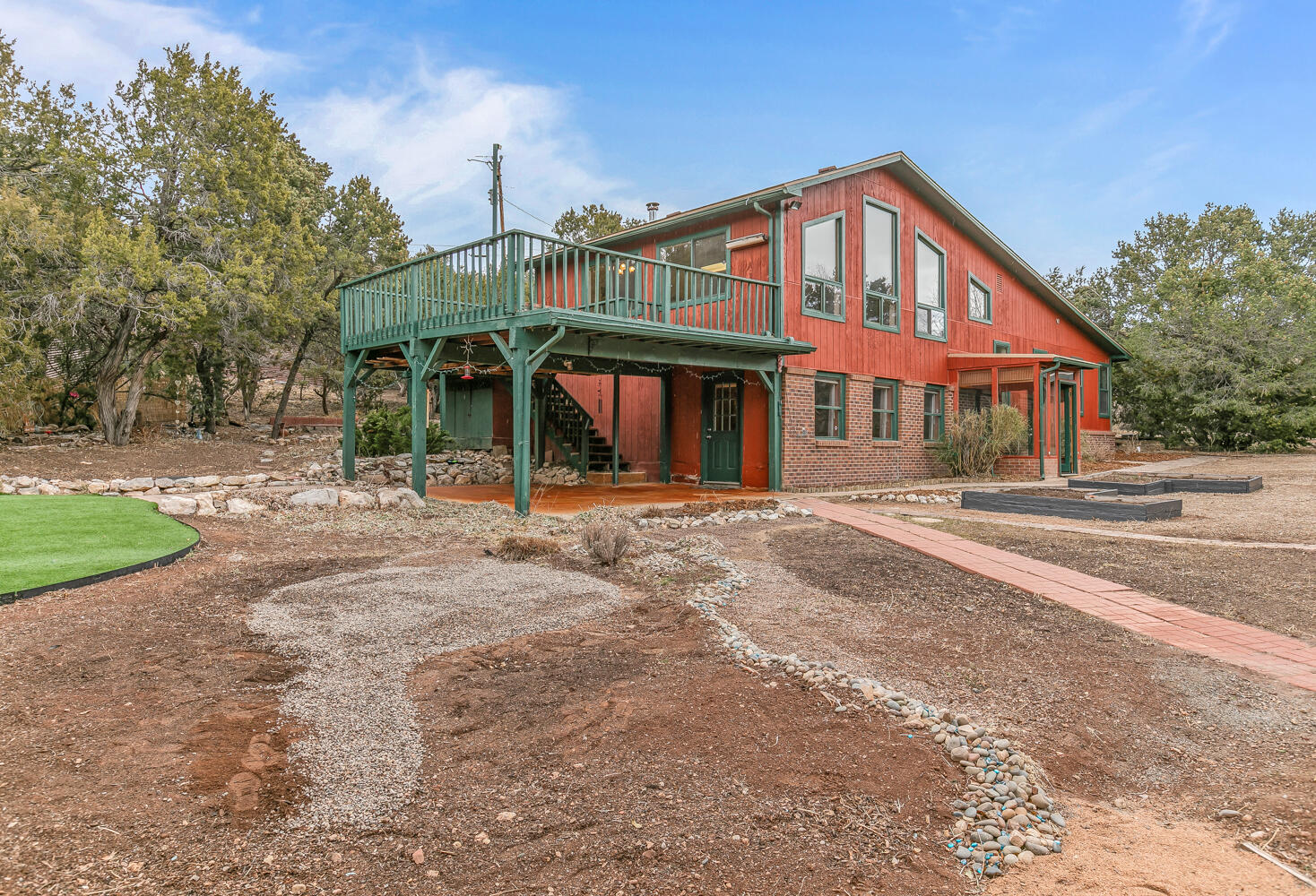 3 Gaddis Road