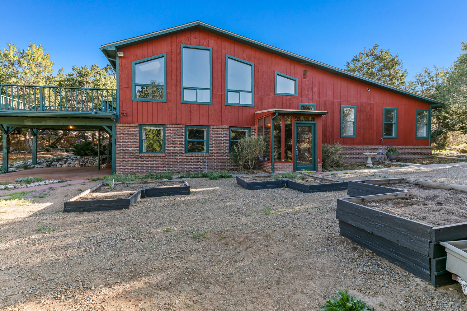 3 Gaddis Road
