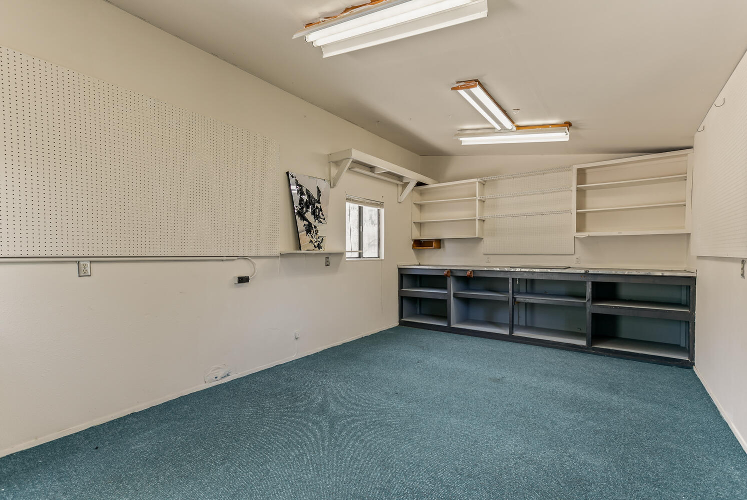 3 Gaddis Road