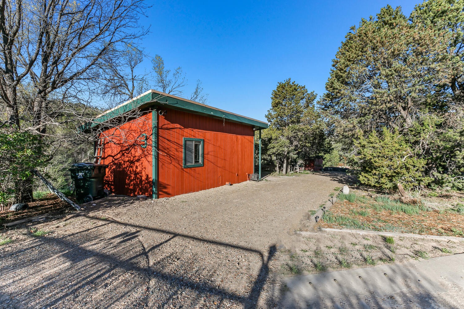 3 Gaddis Road