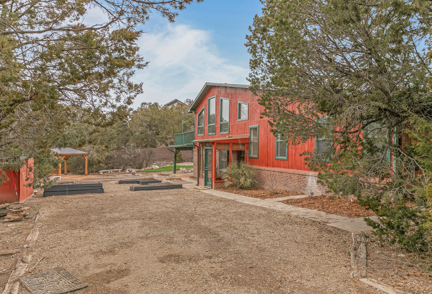3 Gaddis Road