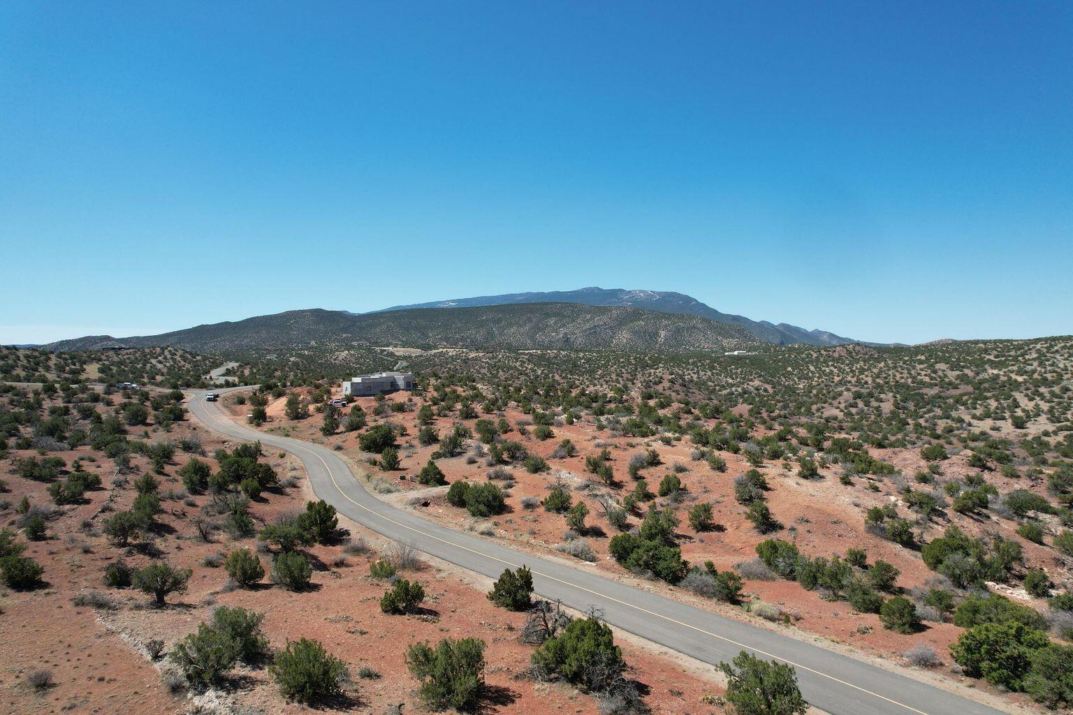 302 Moonlight Rdg Road