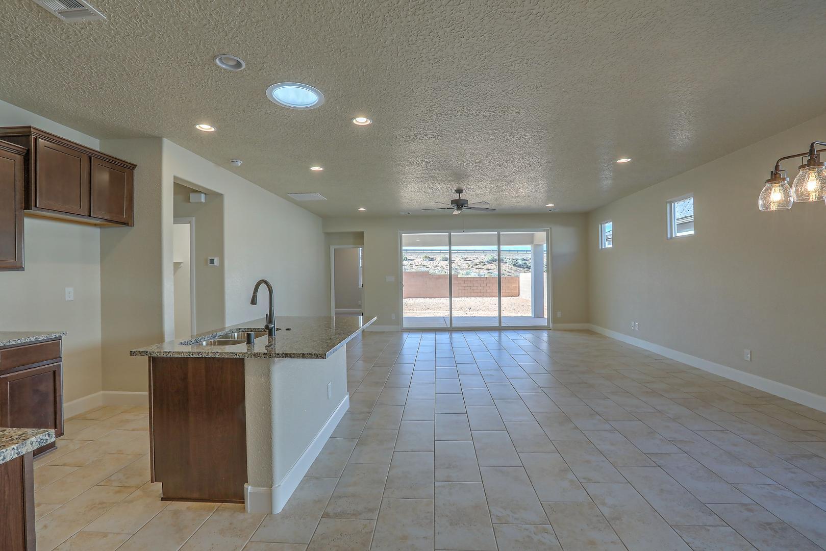 6829 Cleary Loop NE