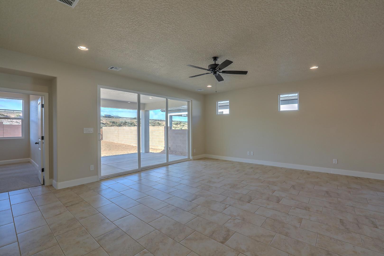 6829 Cleary Loop NE