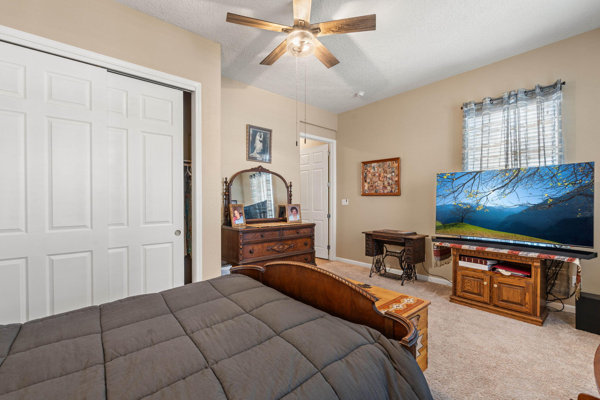 3816 TIERRA VISTA Place NE