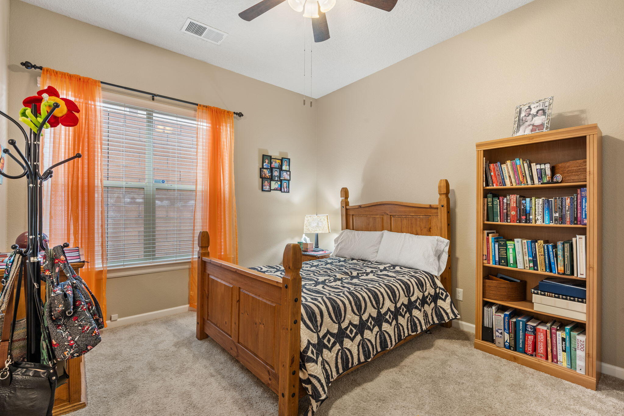 3816 TIERRA VISTA Place NE