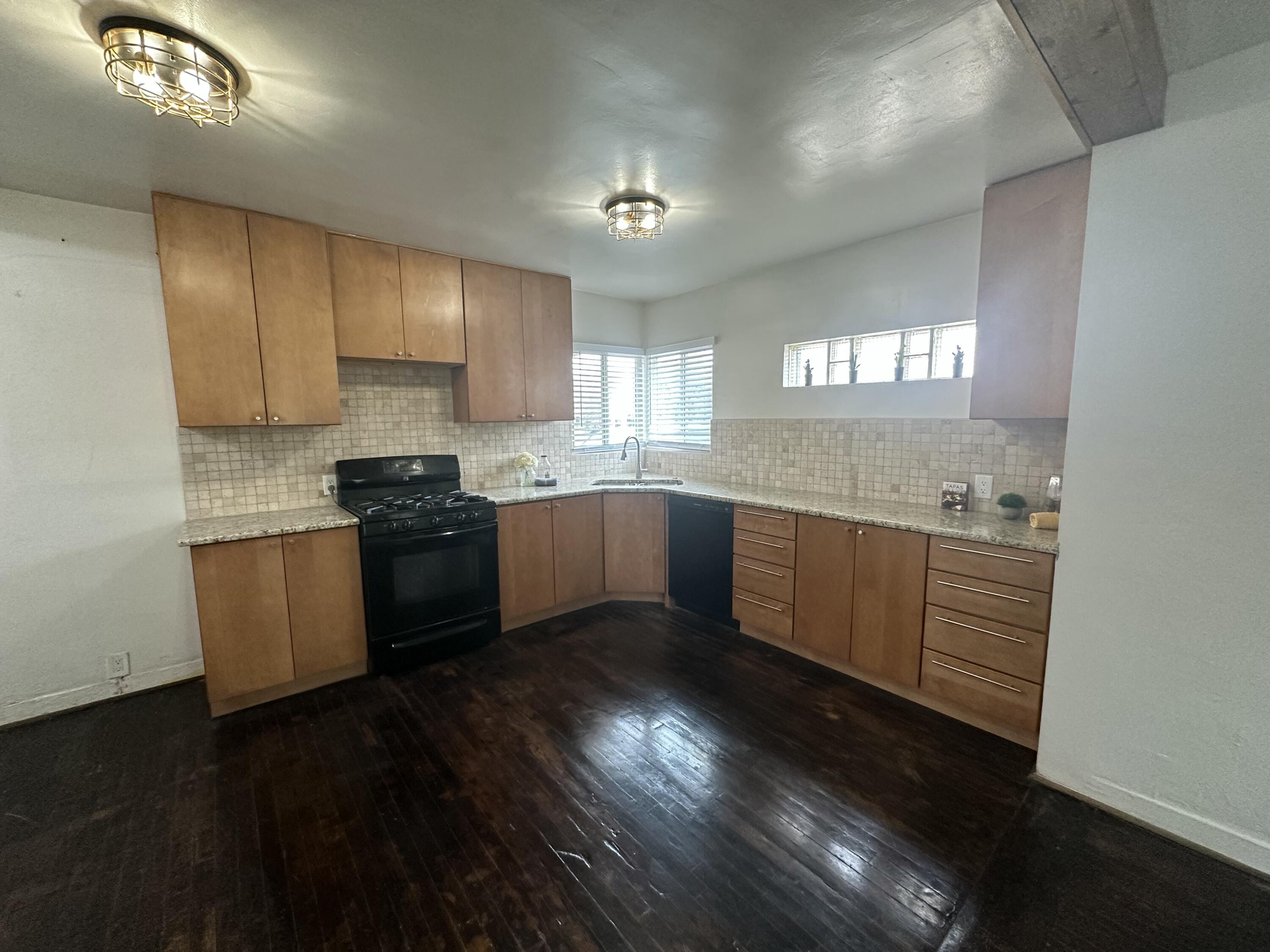132 Velarde Road NW