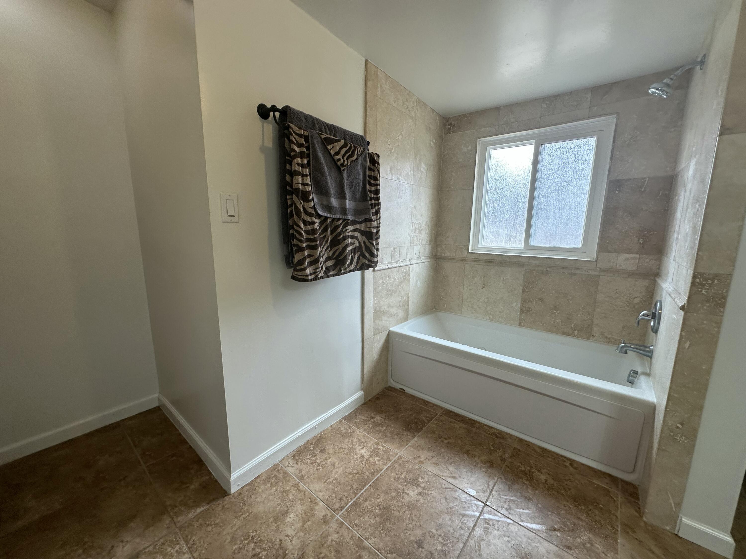 132 Velarde Road NW