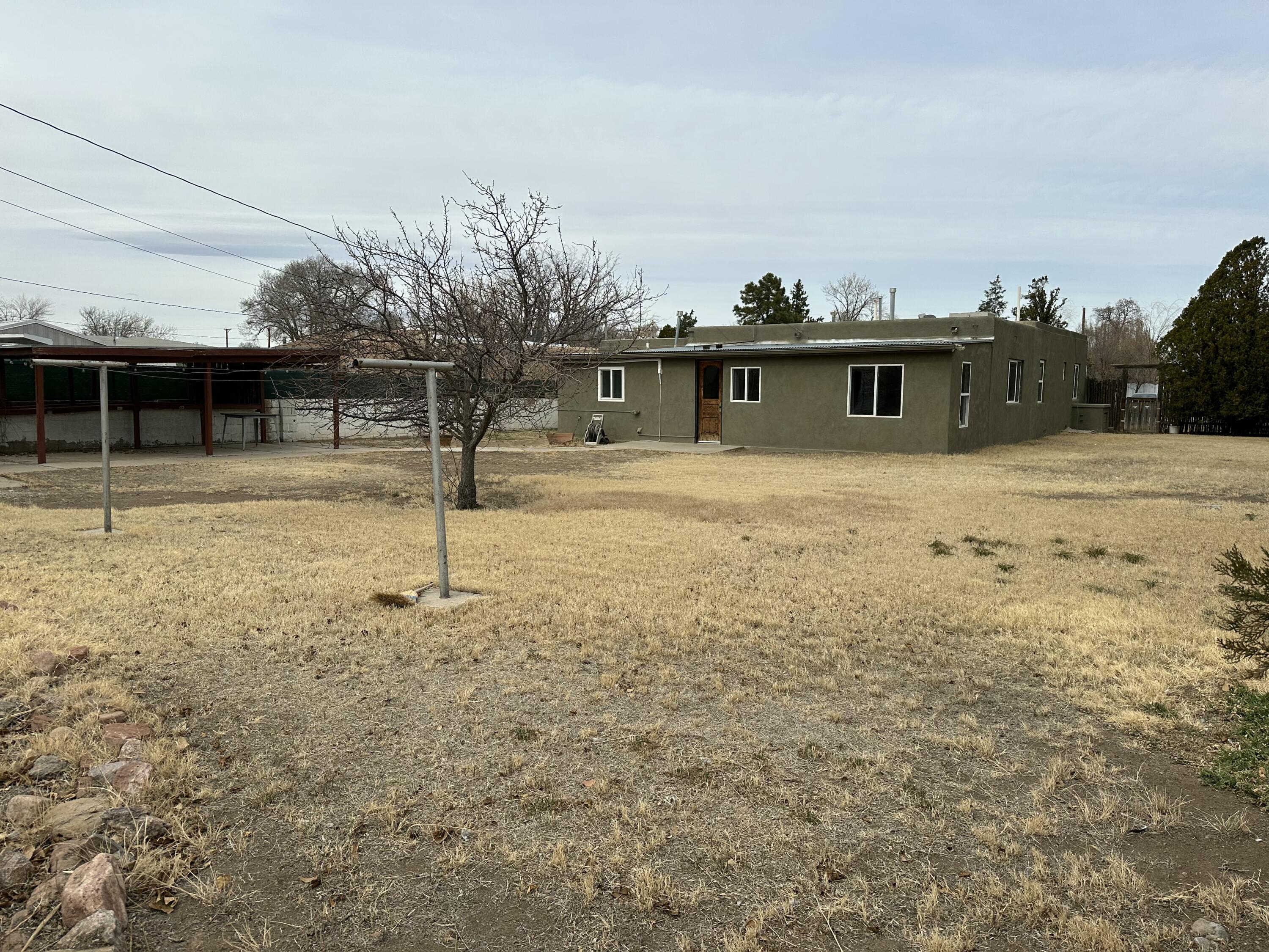 132 Velarde Road NW