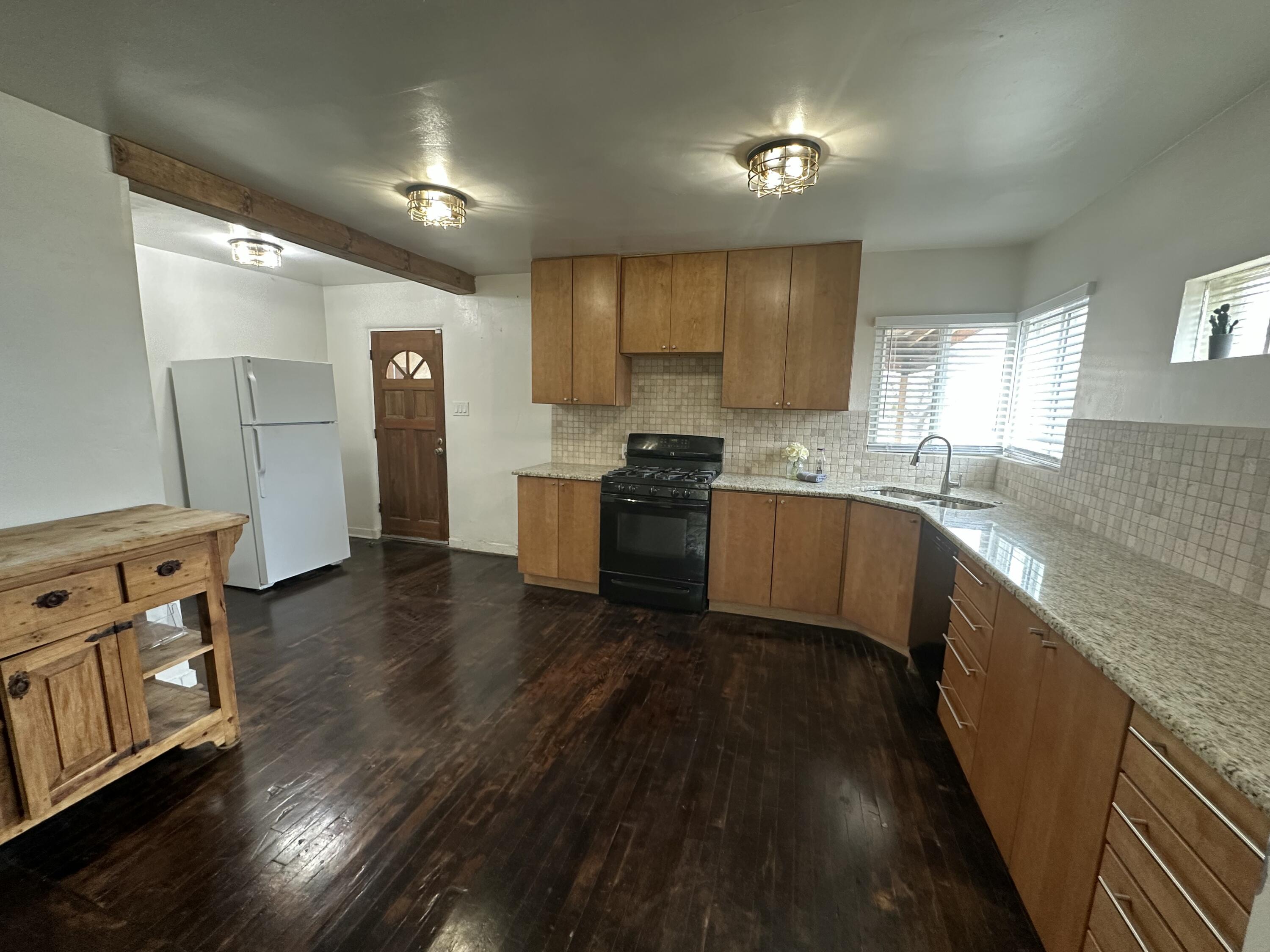 132 Velarde Road NW