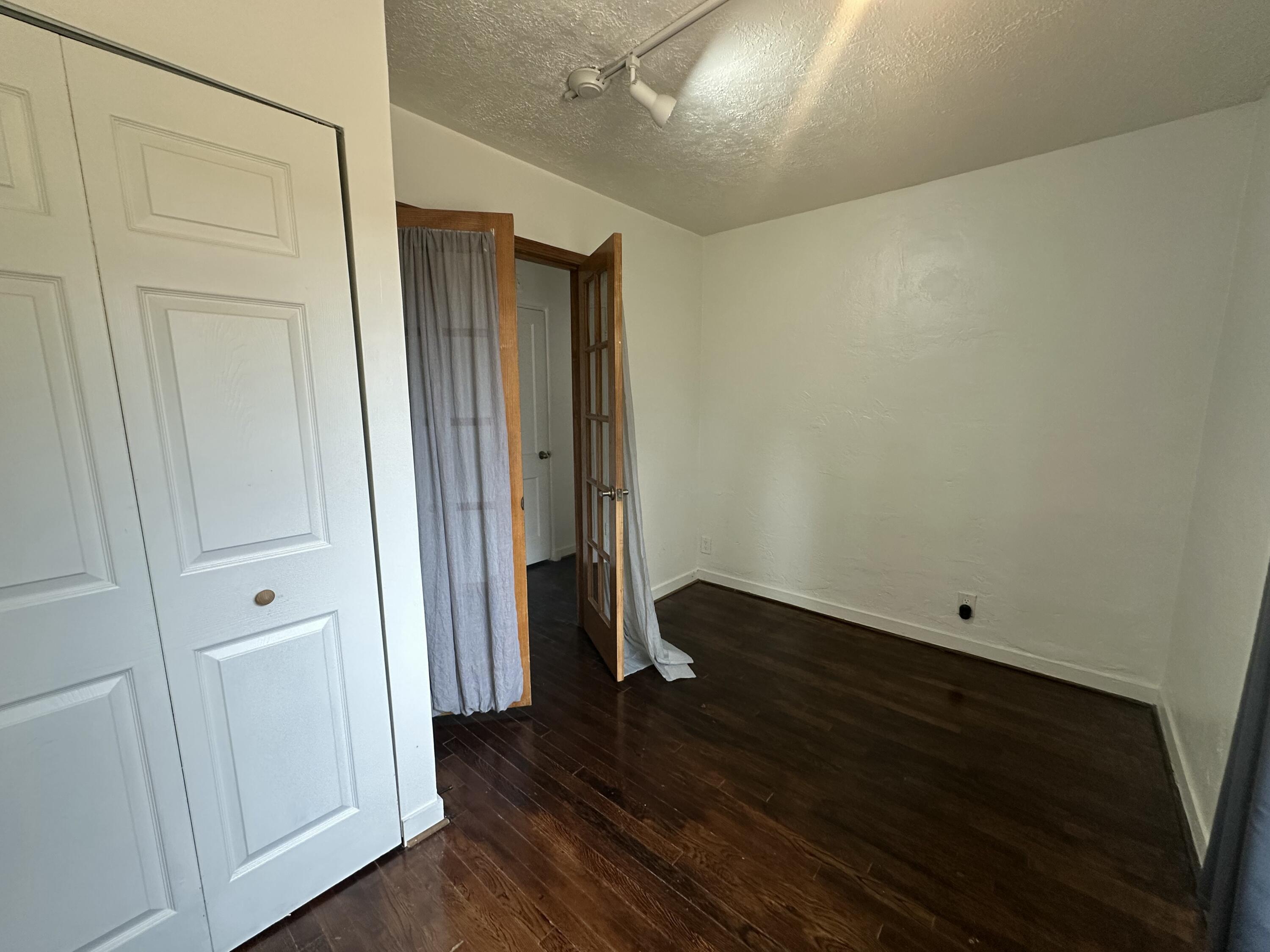 132 Velarde Road NW