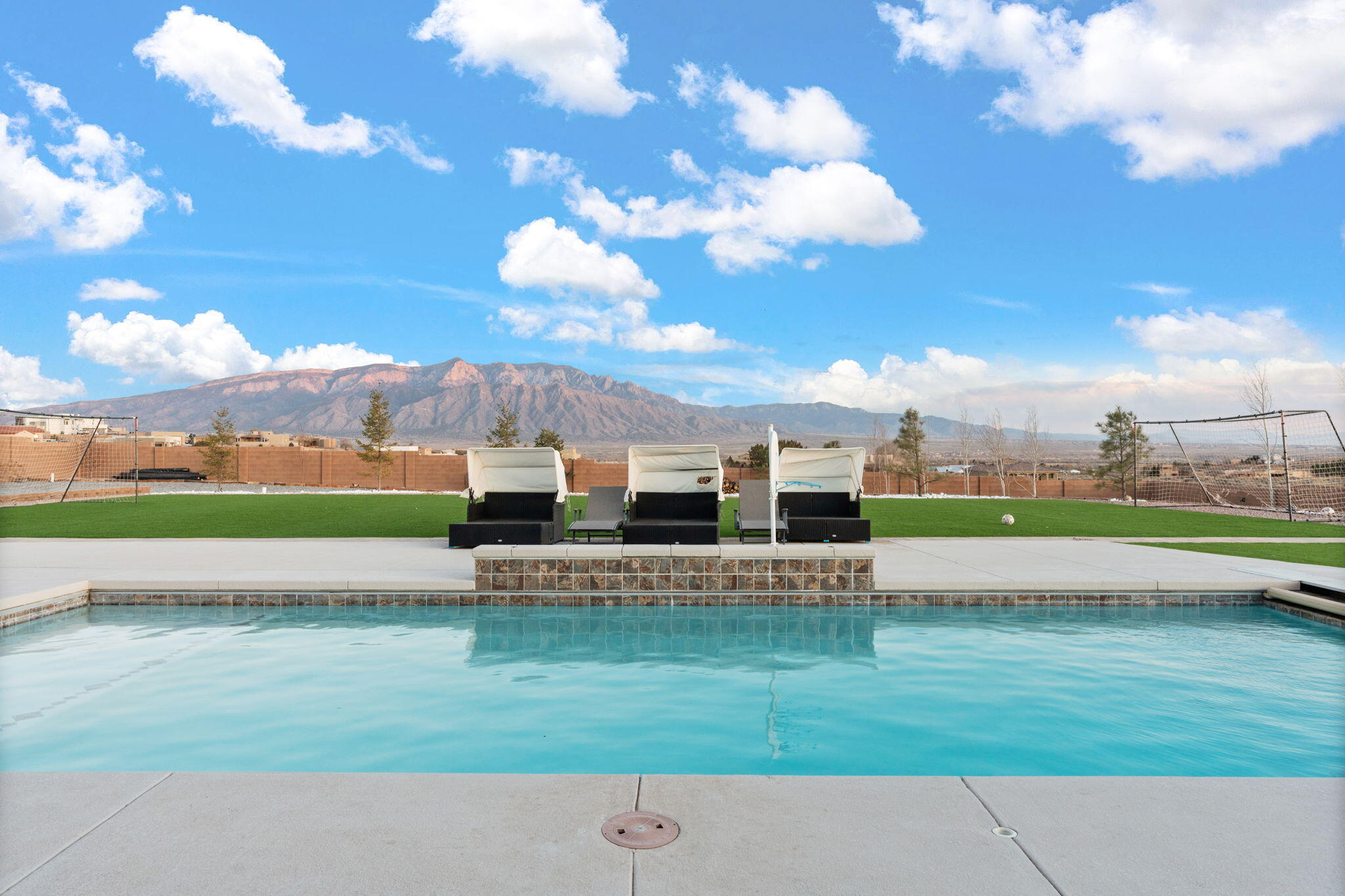 6316 La Paz Road NE