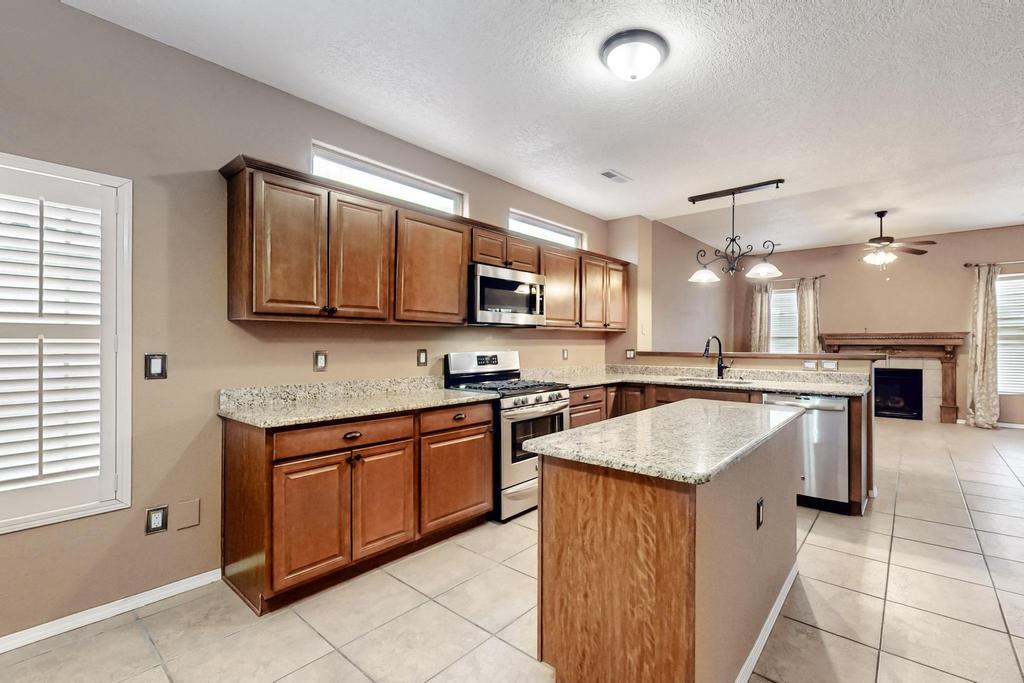920 Loma Pinon Loop NE
