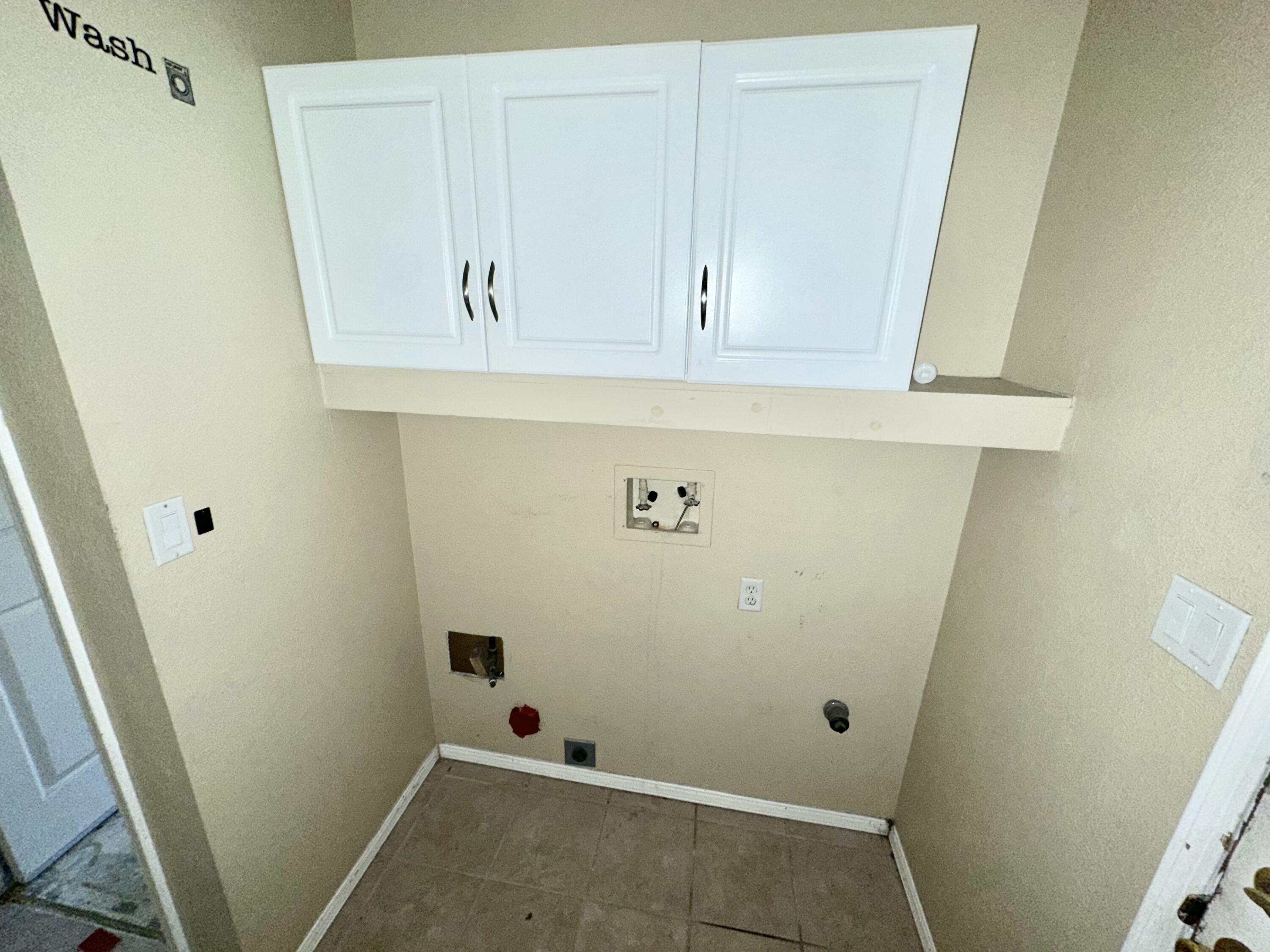 5501 Cochiti Court NW