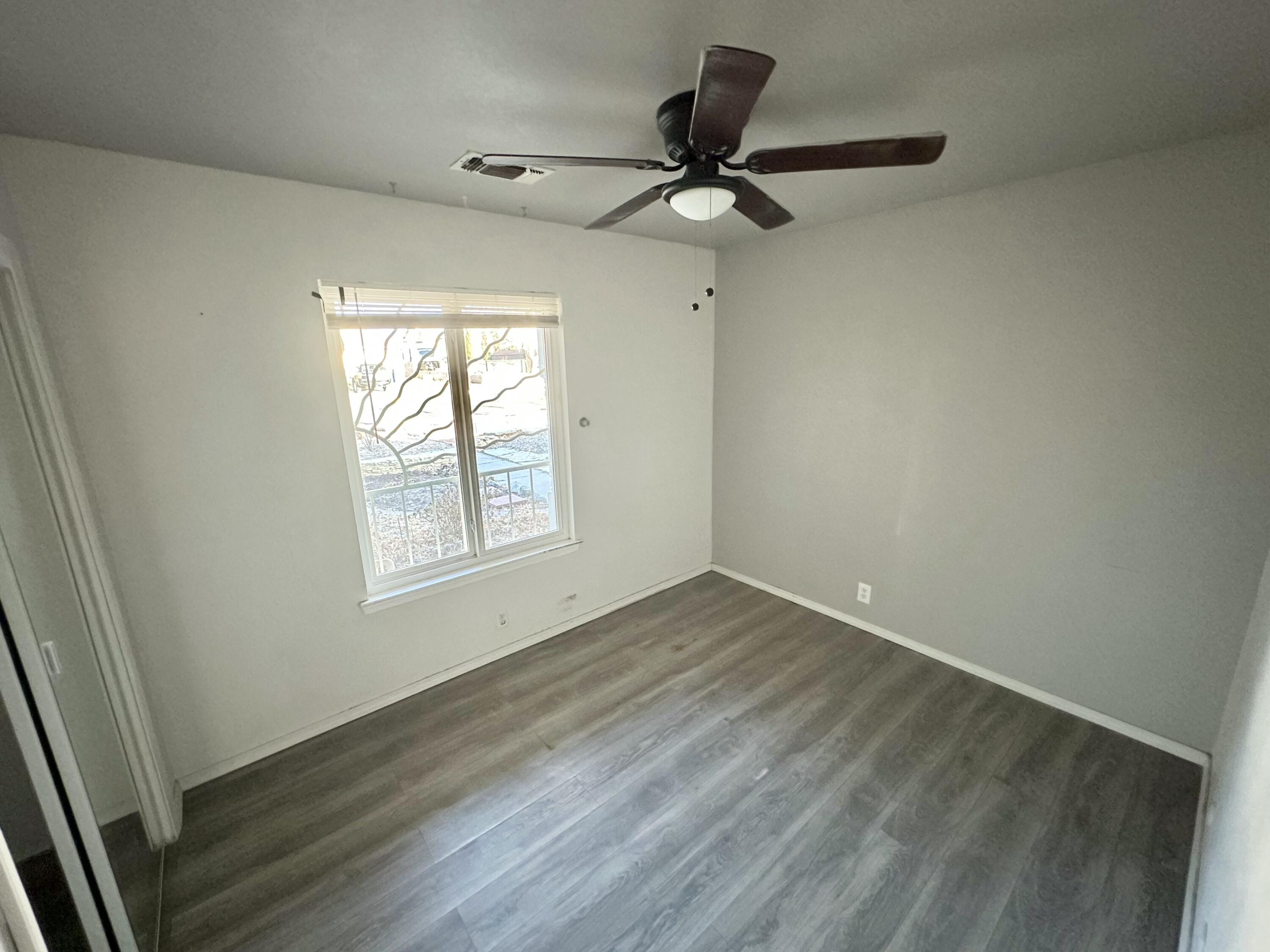 5501 Cochiti Court NW