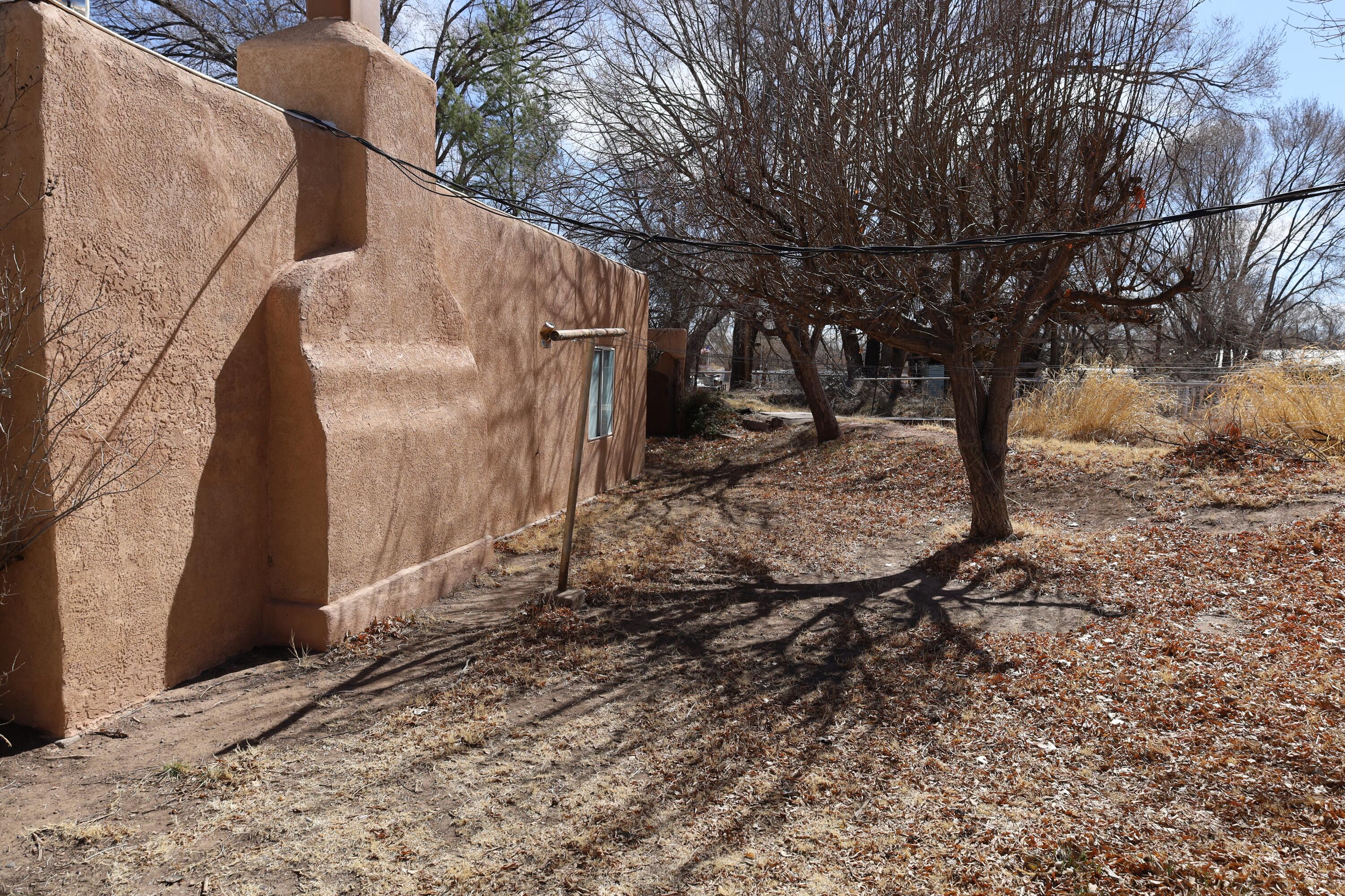 45 ALGODONES Road